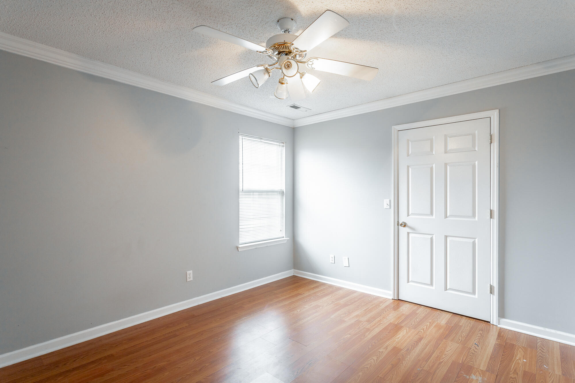 739 Colony Cir