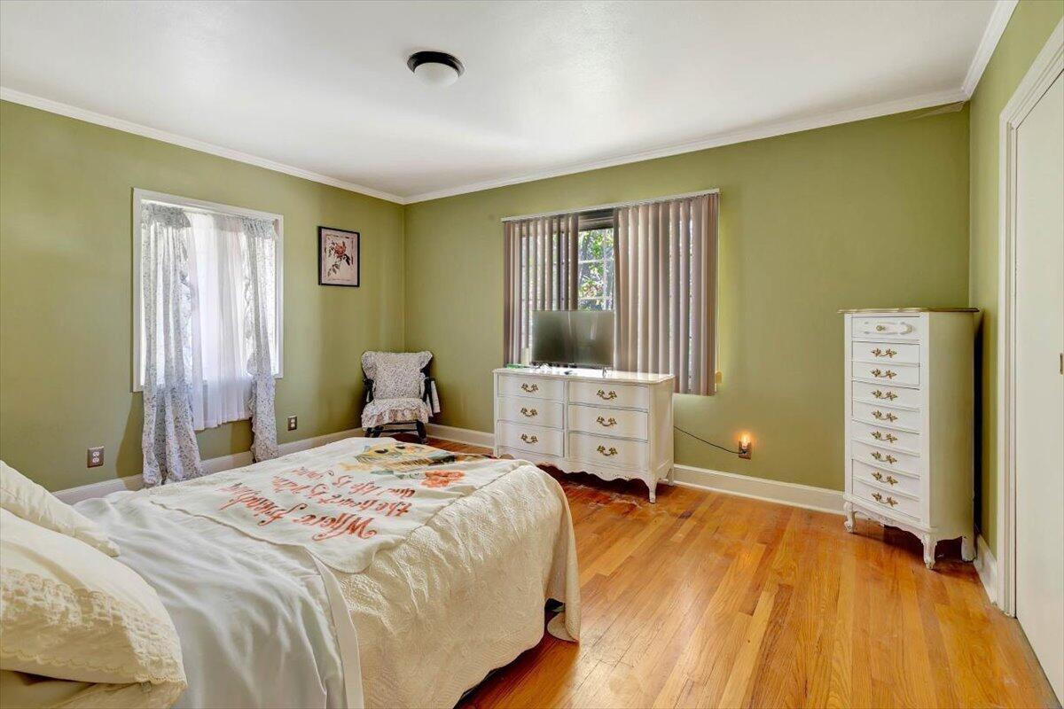 315 Hemphill Ave