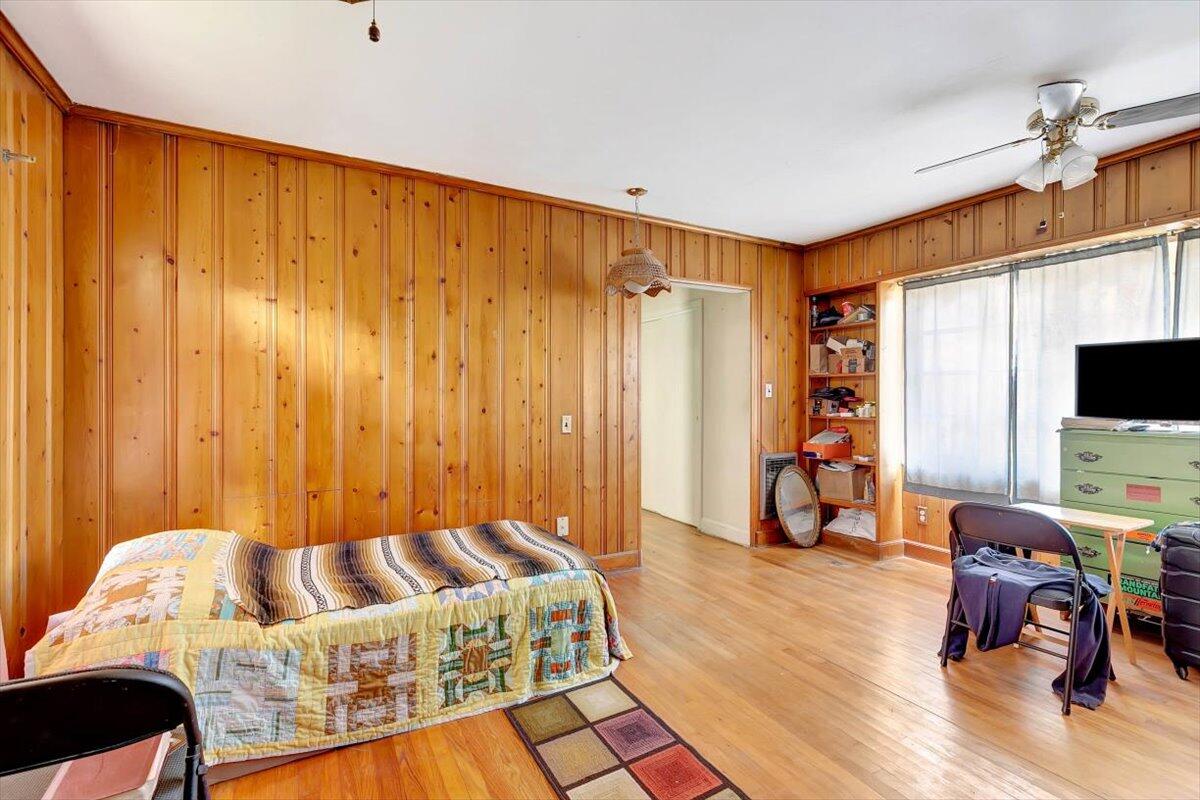 315 Hemphill Ave