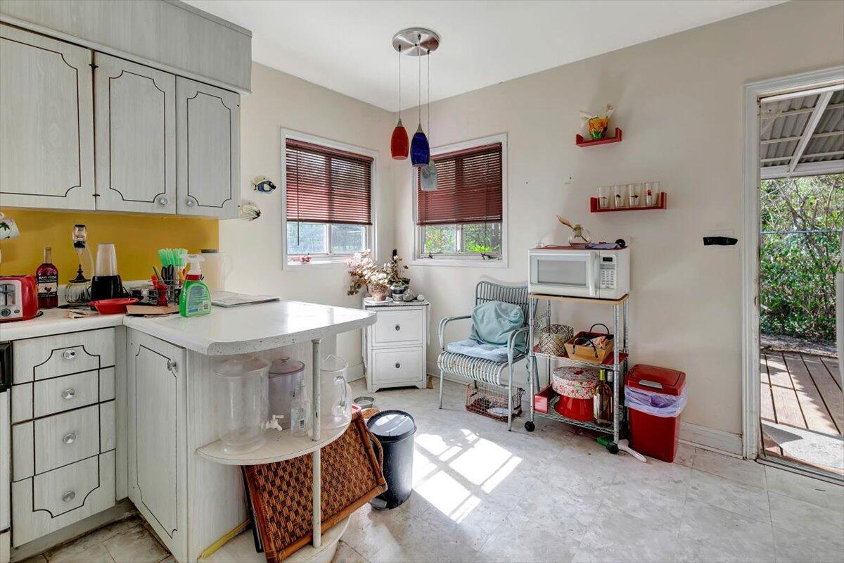 315 Hemphill Ave
