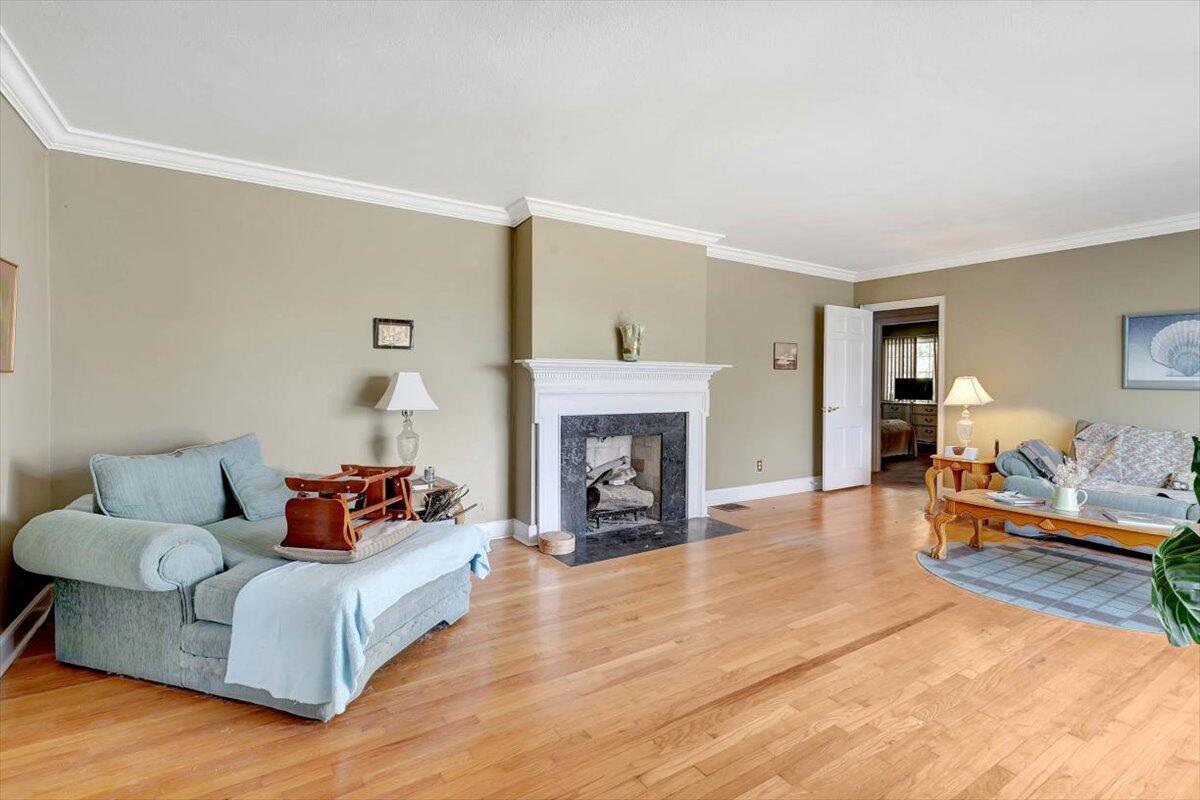 315 Hemphill Ave