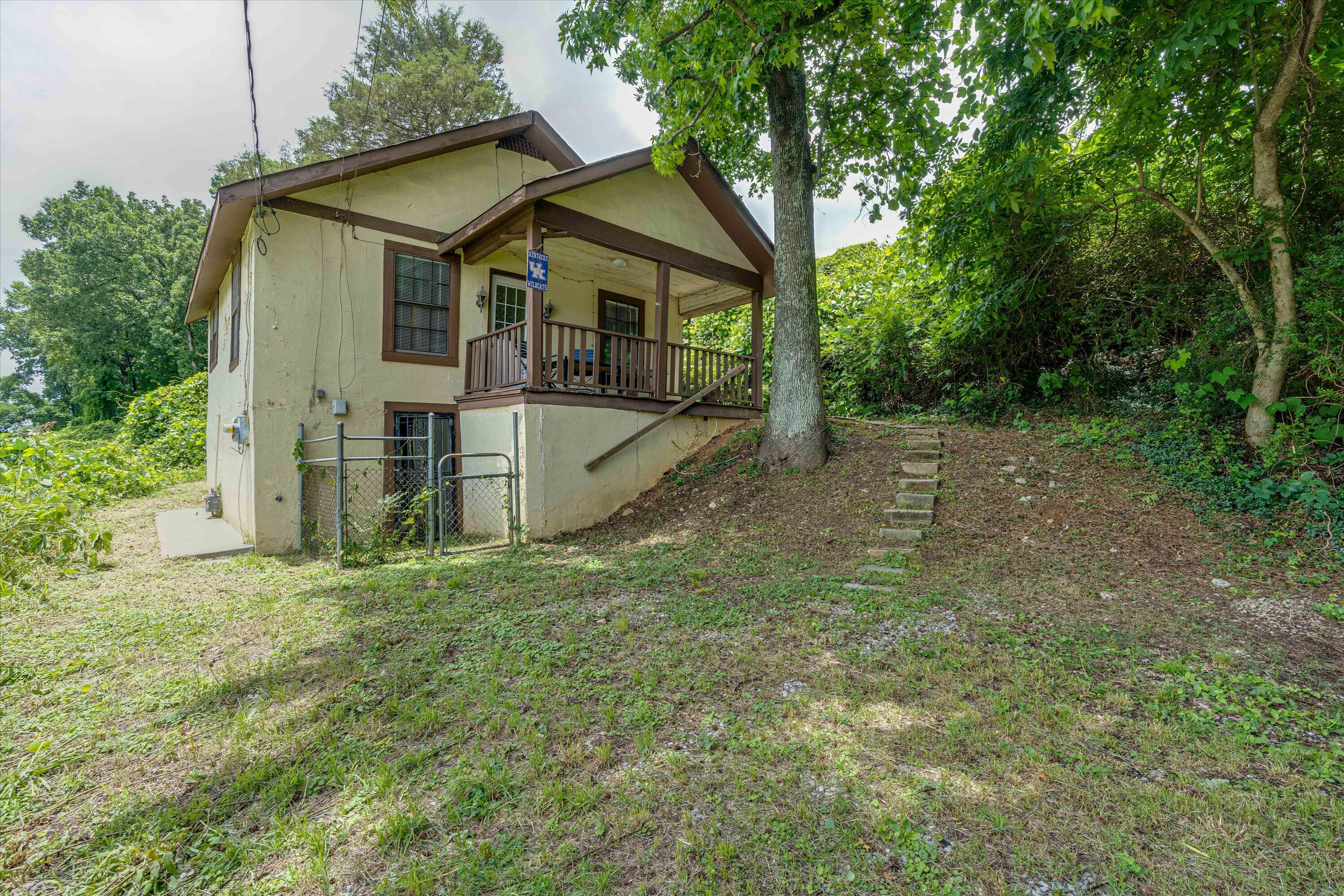 110 W Midvale Avenue