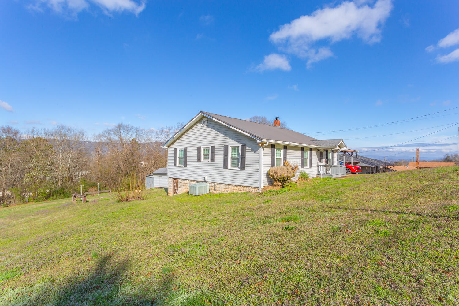 1307 Kelly St