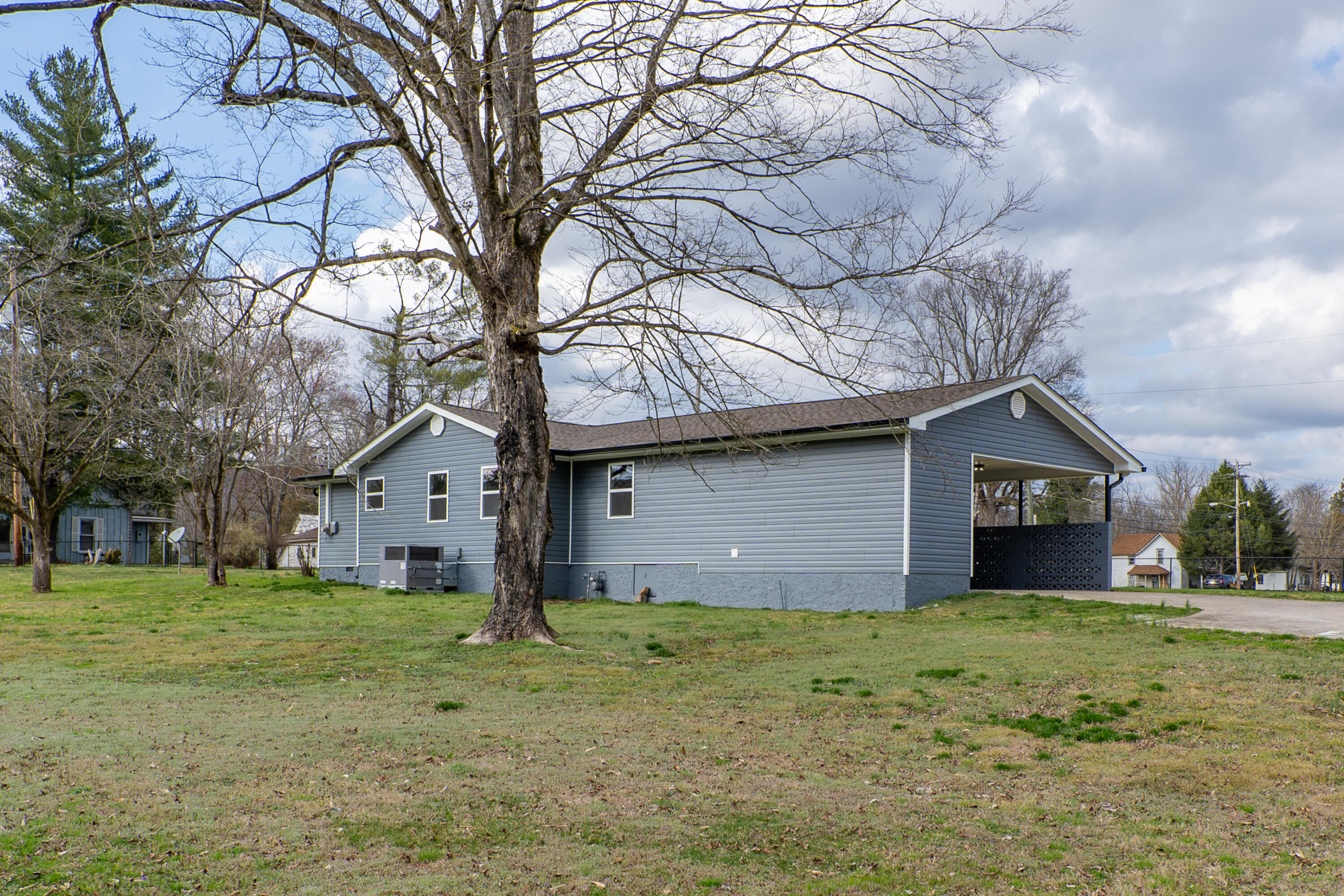 4343 Dayton Avenue