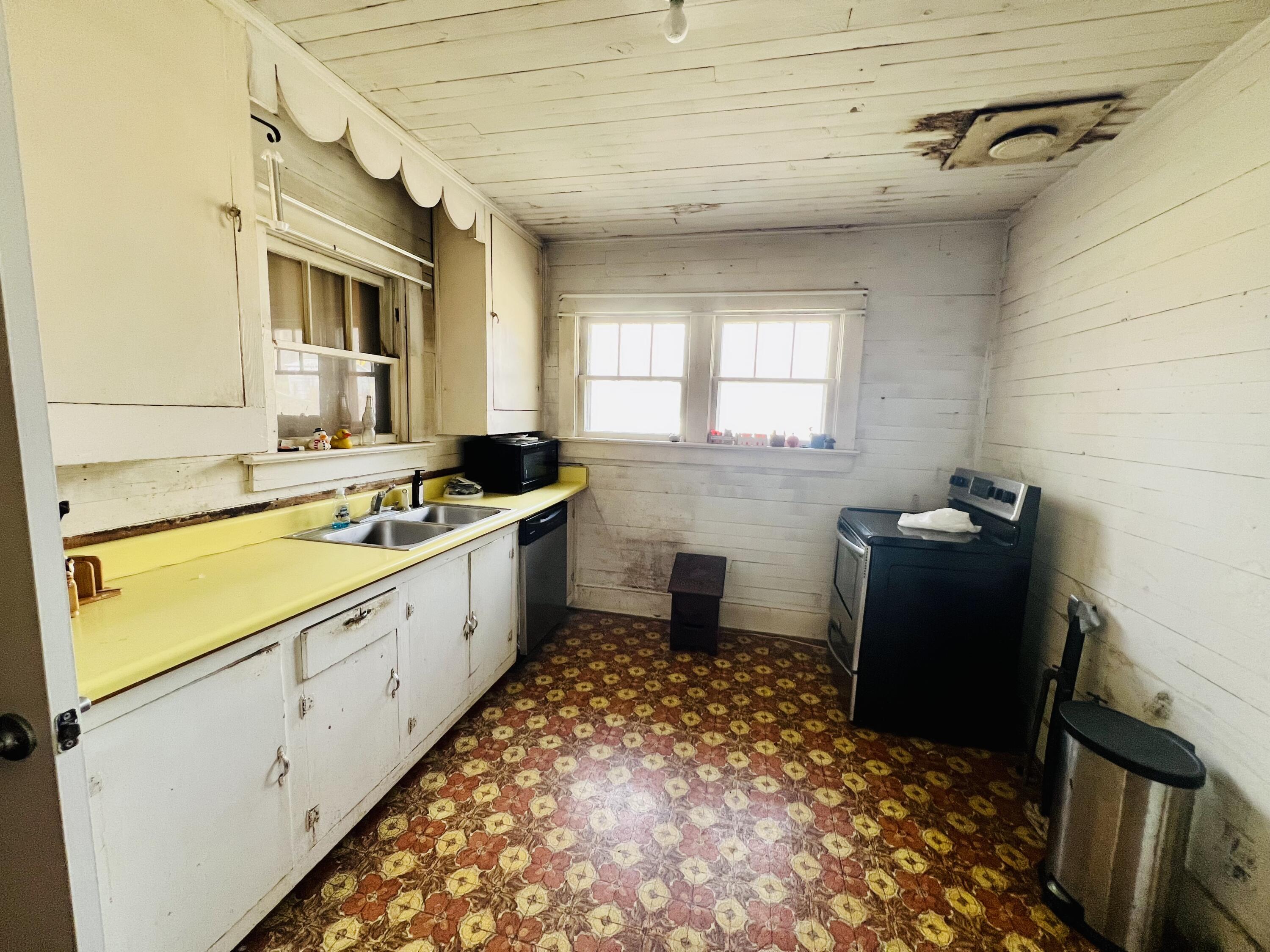 4976 Stewart Road