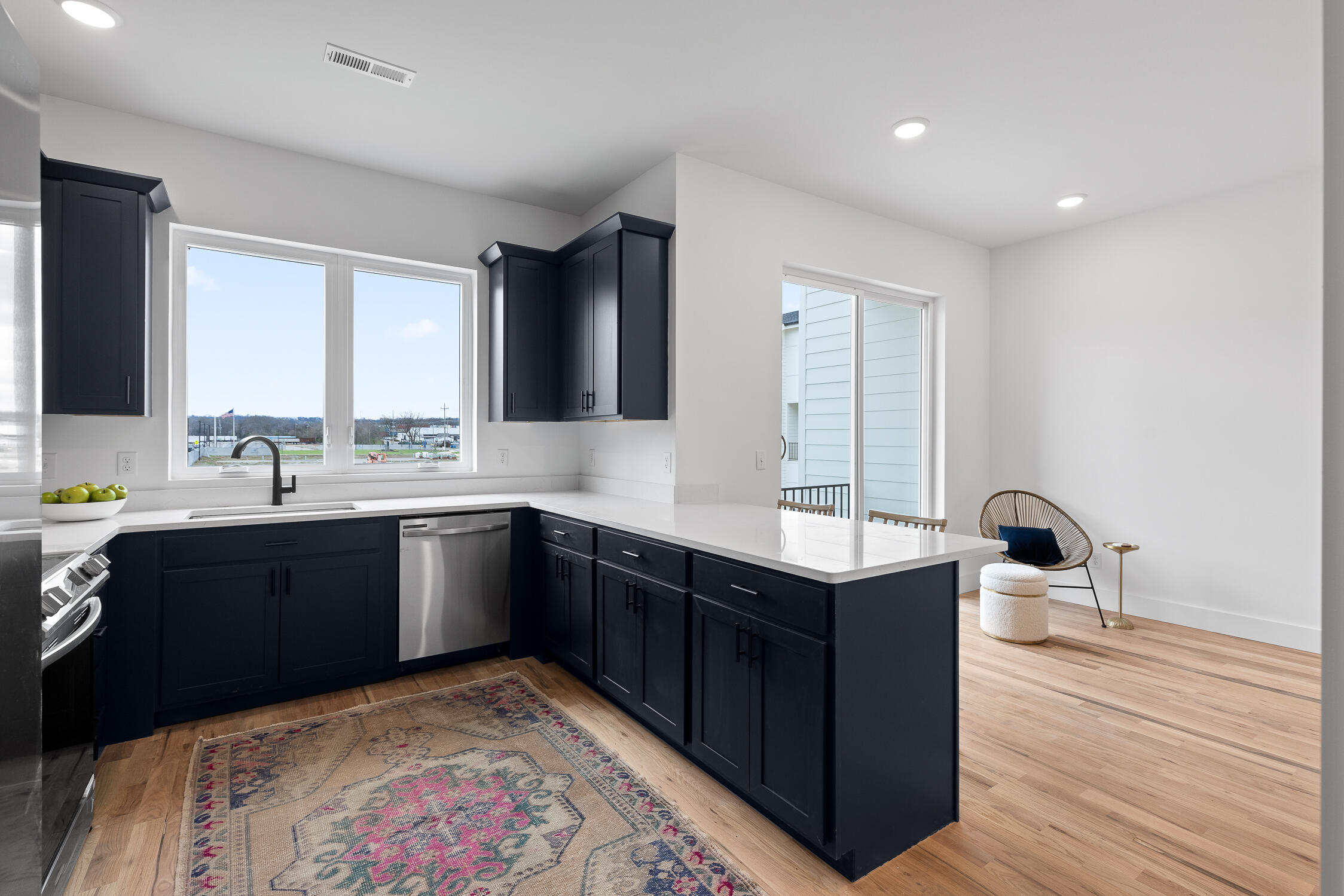 3303 Aberdeen Row