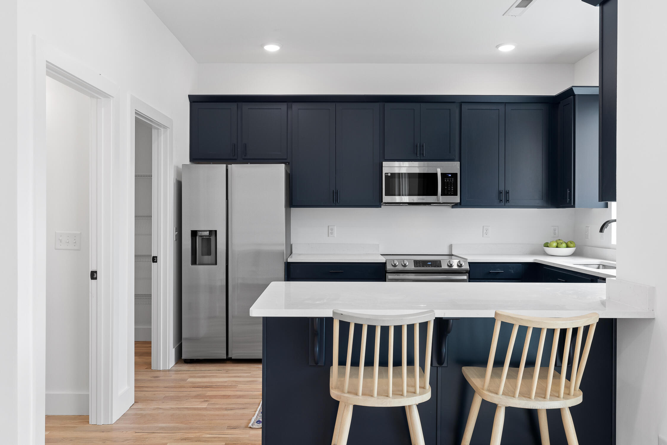 3303 Aberdeen Row