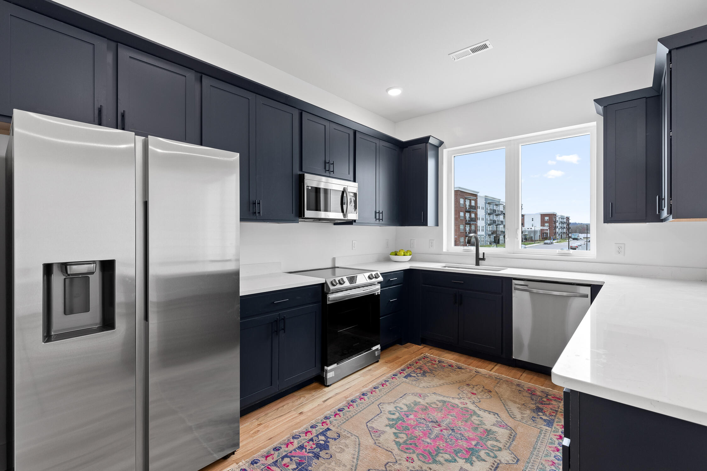 3303 Aberdeen Row