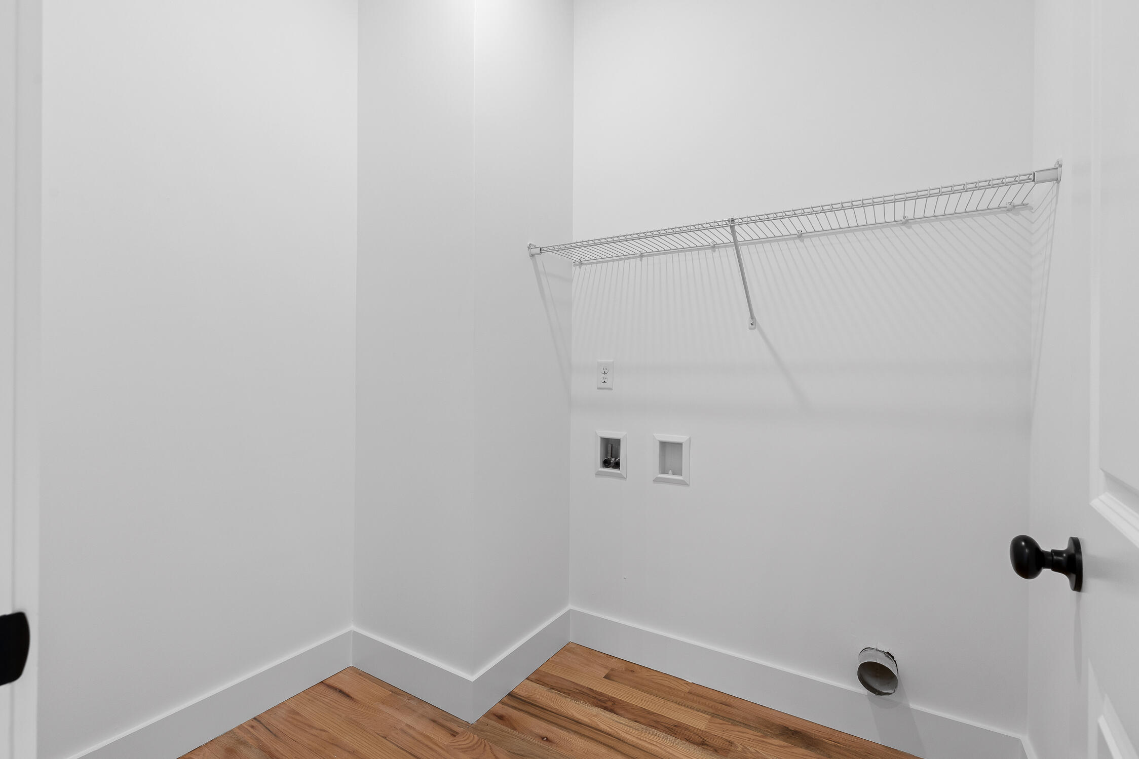 3303 Aberdeen Row