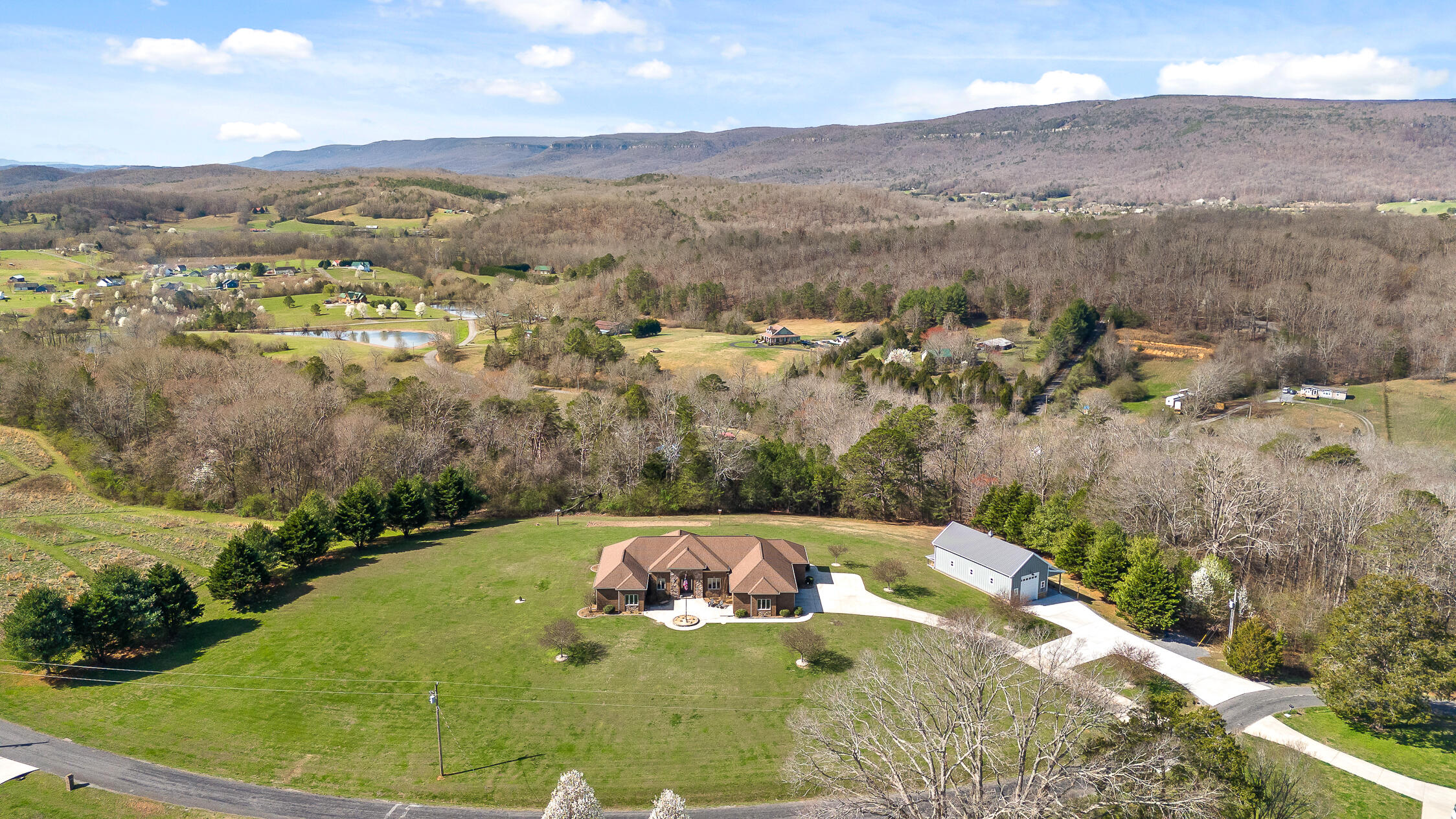 162 Farmington Ln