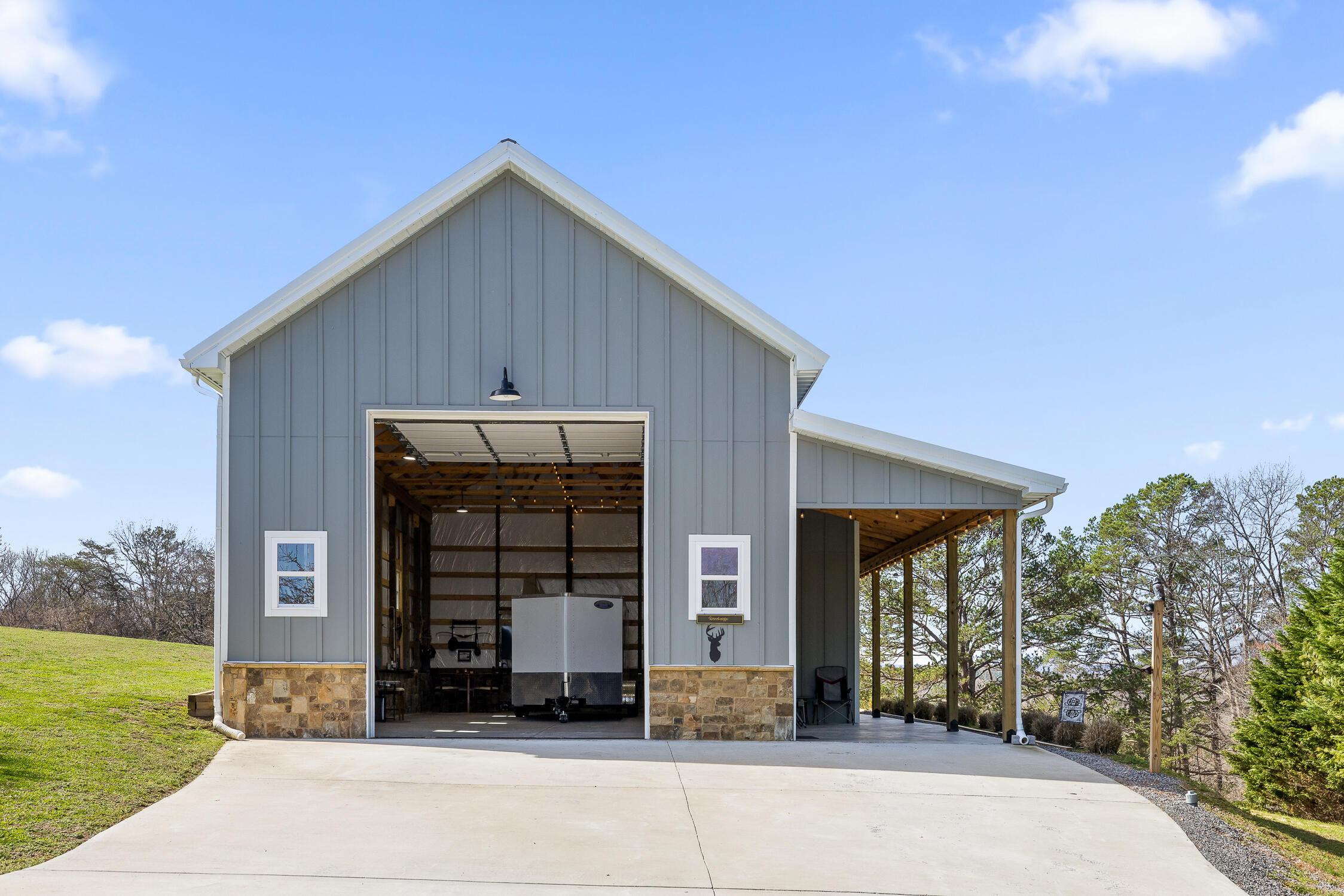 162 Farmington Ln