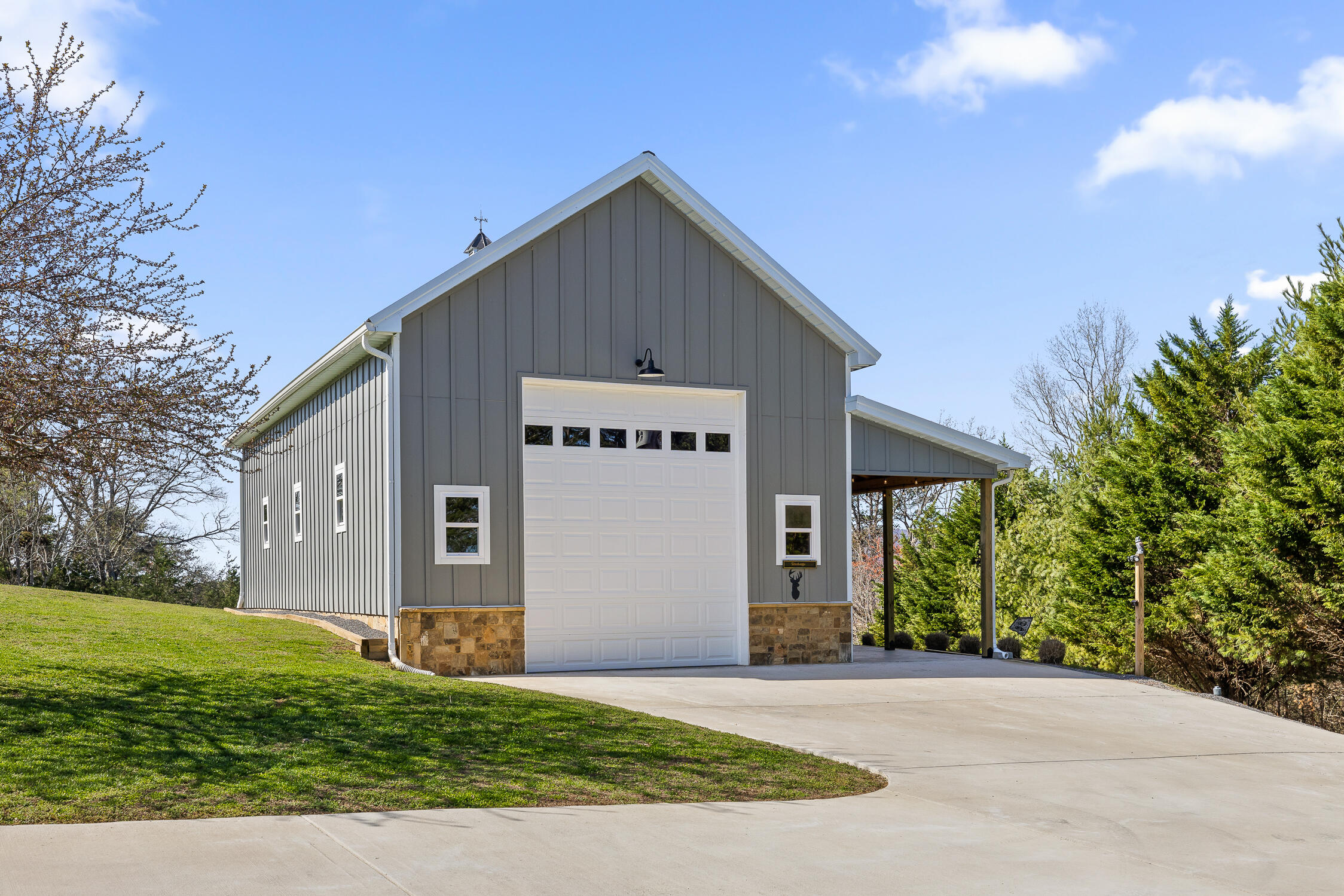162 Farmington Ln