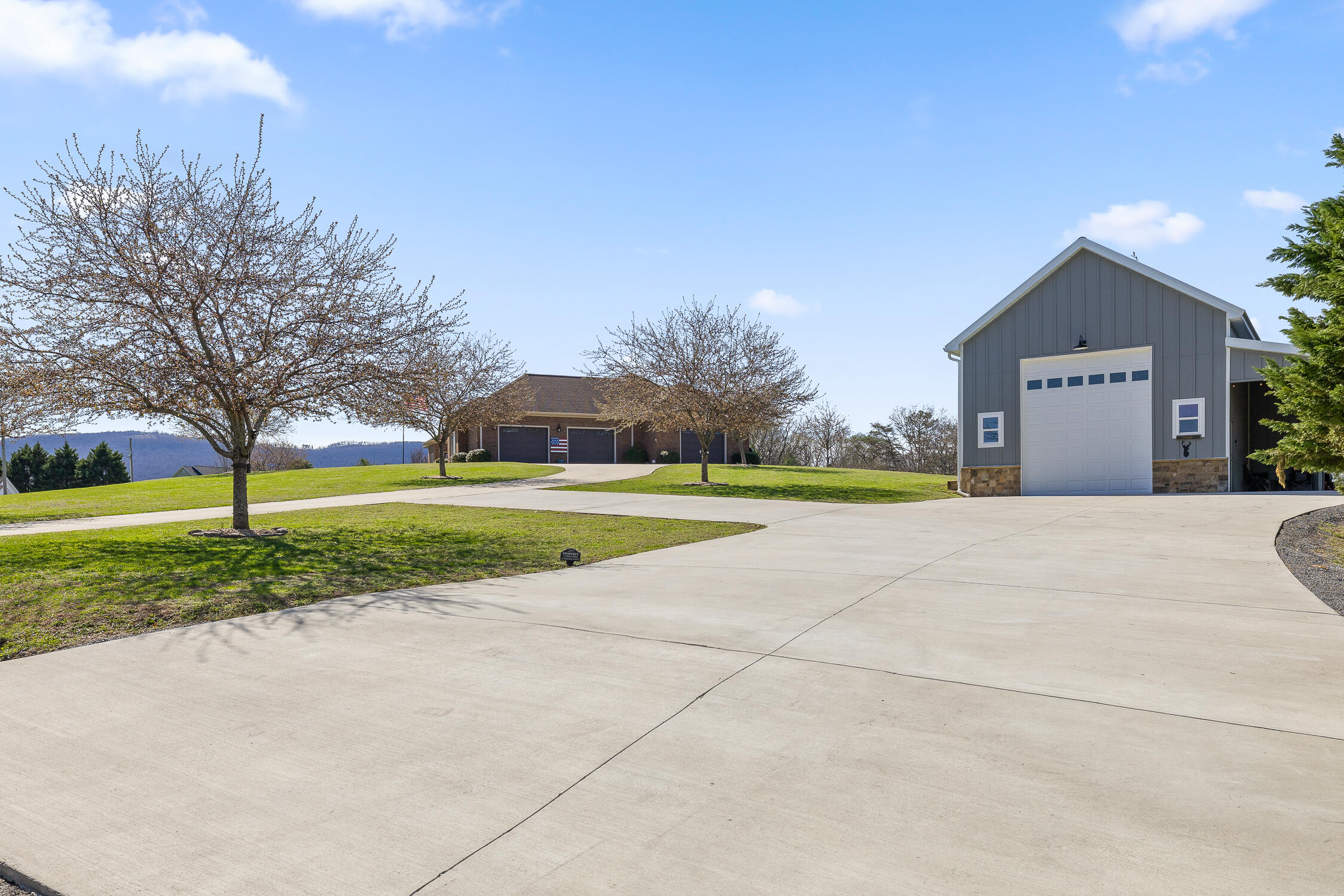 162 Farmington Ln