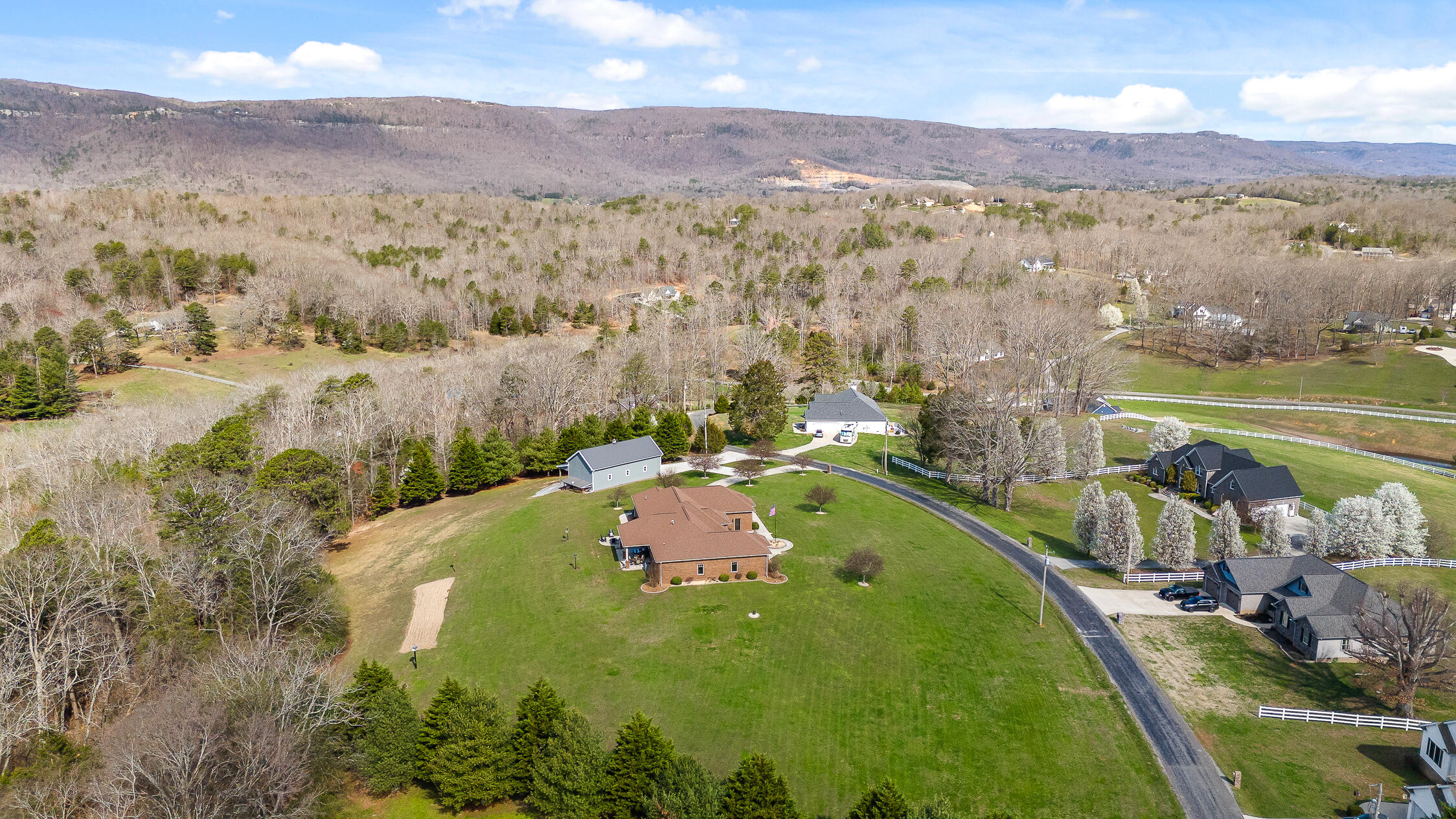 162 Farmington Ln
