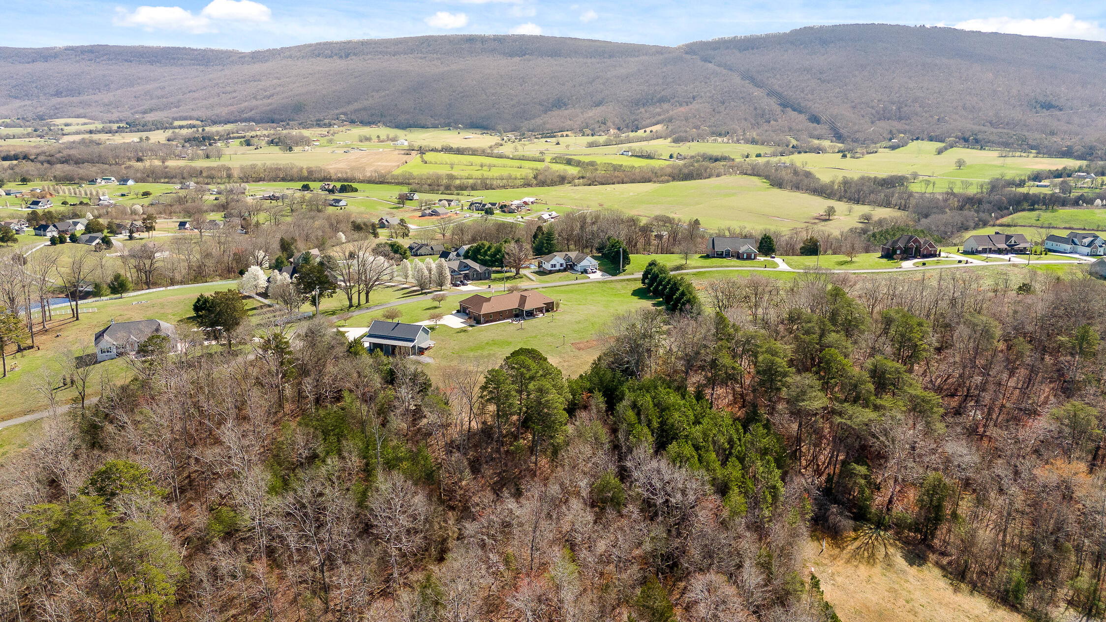 162 Farmington Ln