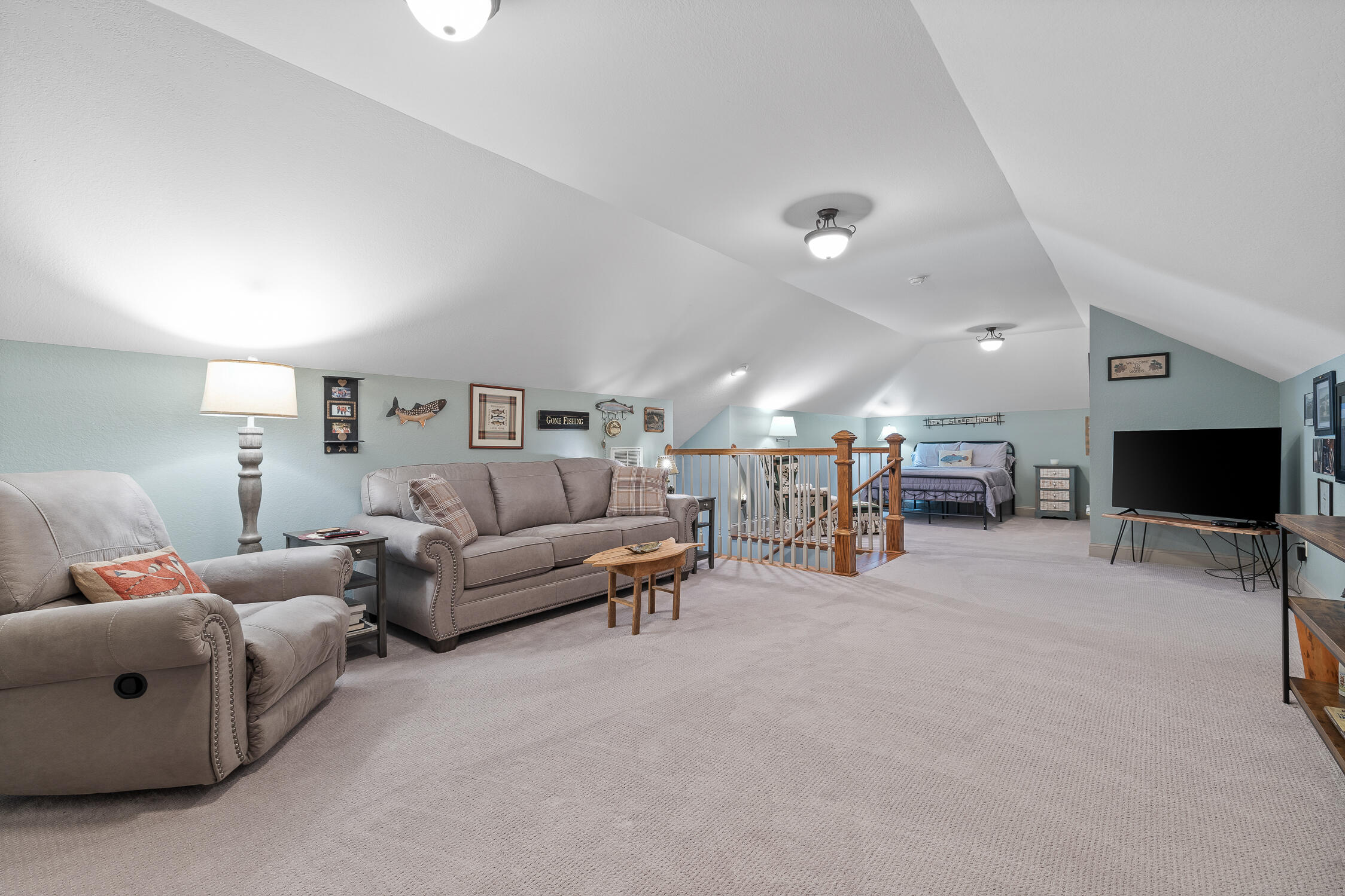 162 Farmington Ln