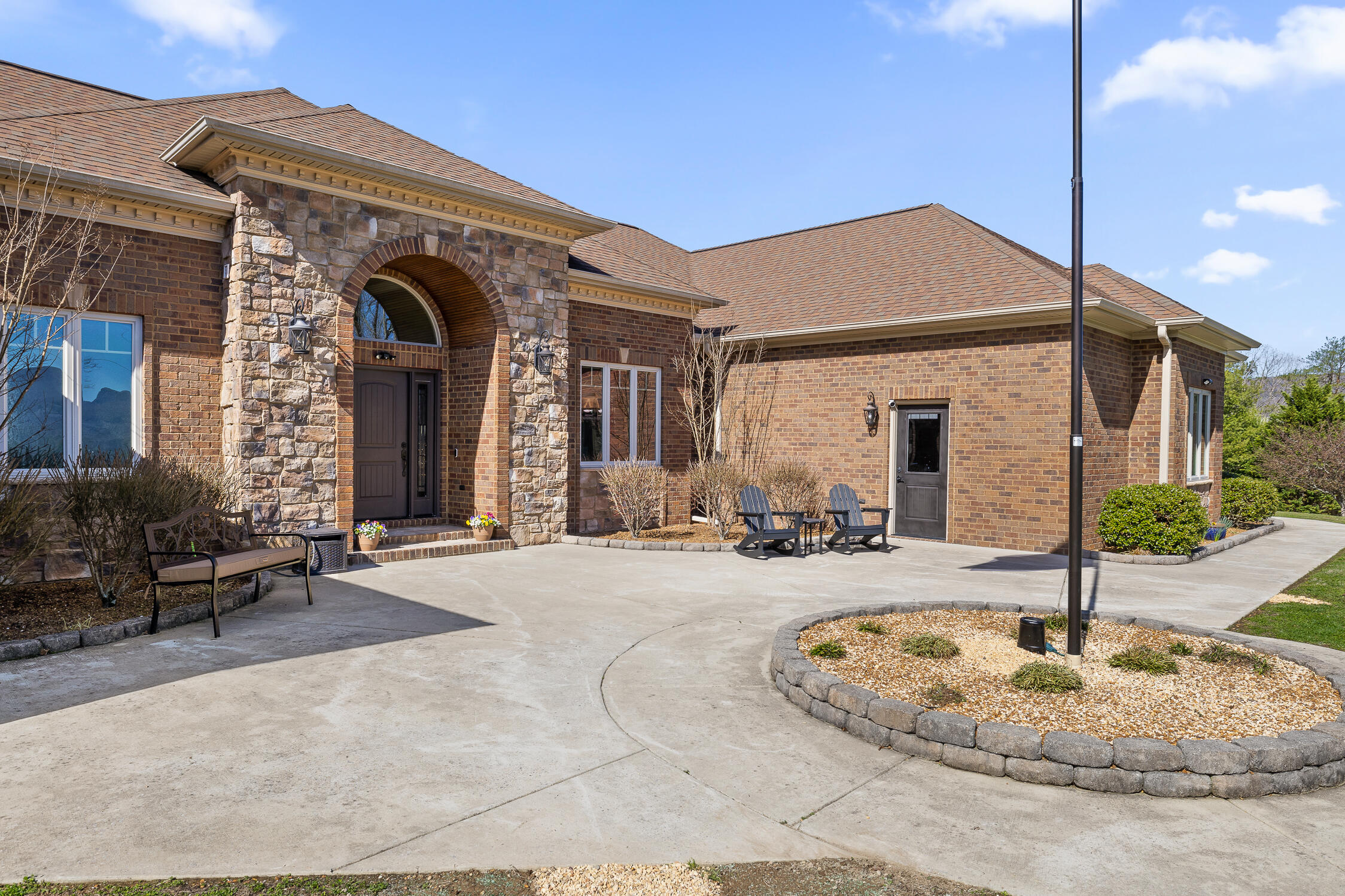 162 Farmington Ln