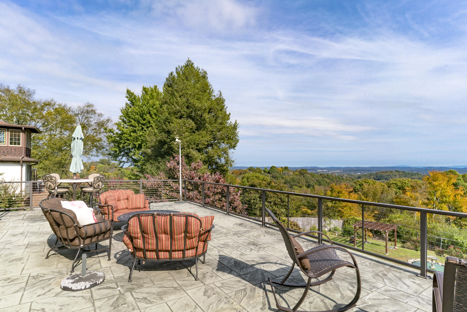 3224 S Crest Pl