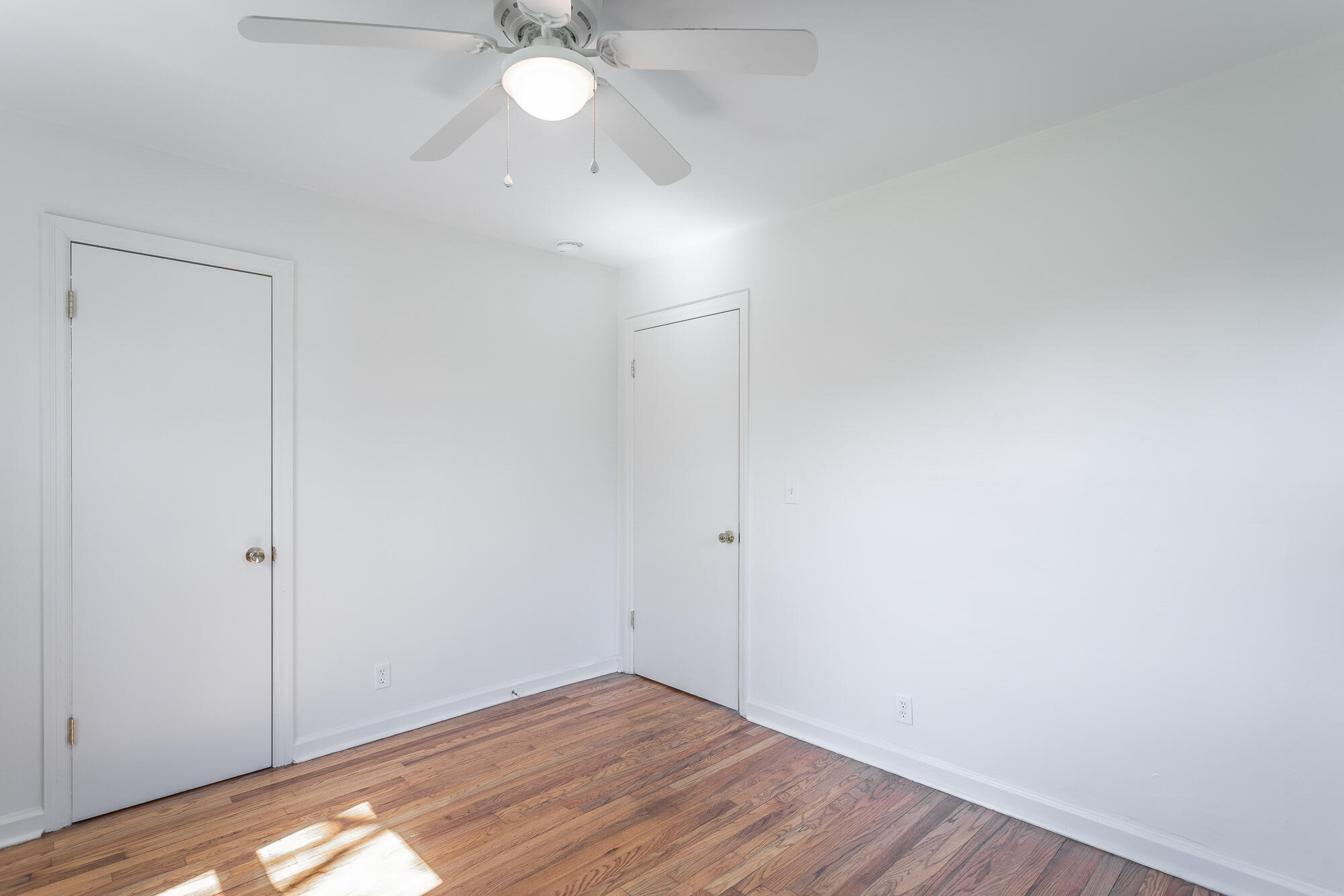 15 Lee Circle