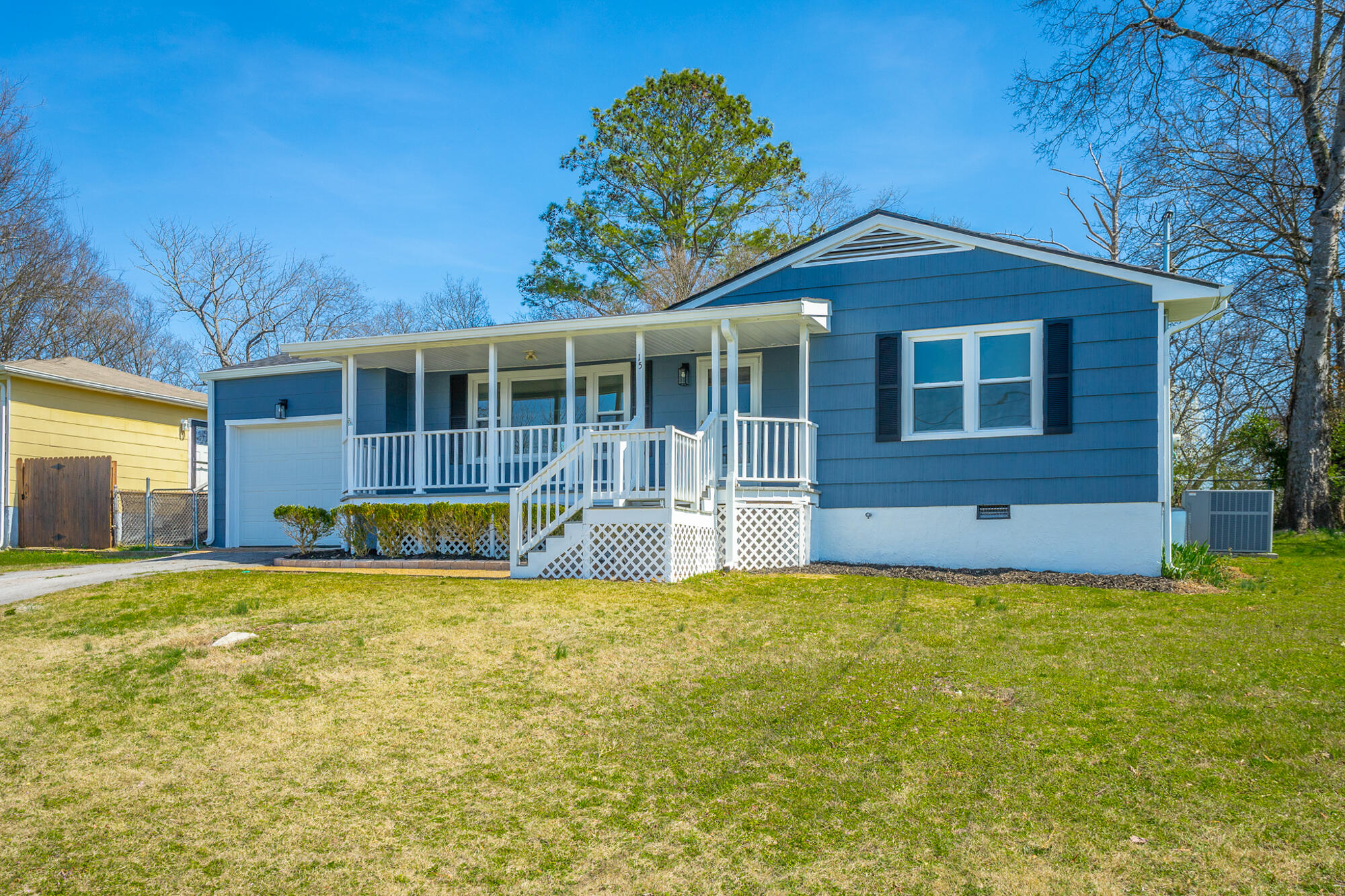 15 Lee Circle