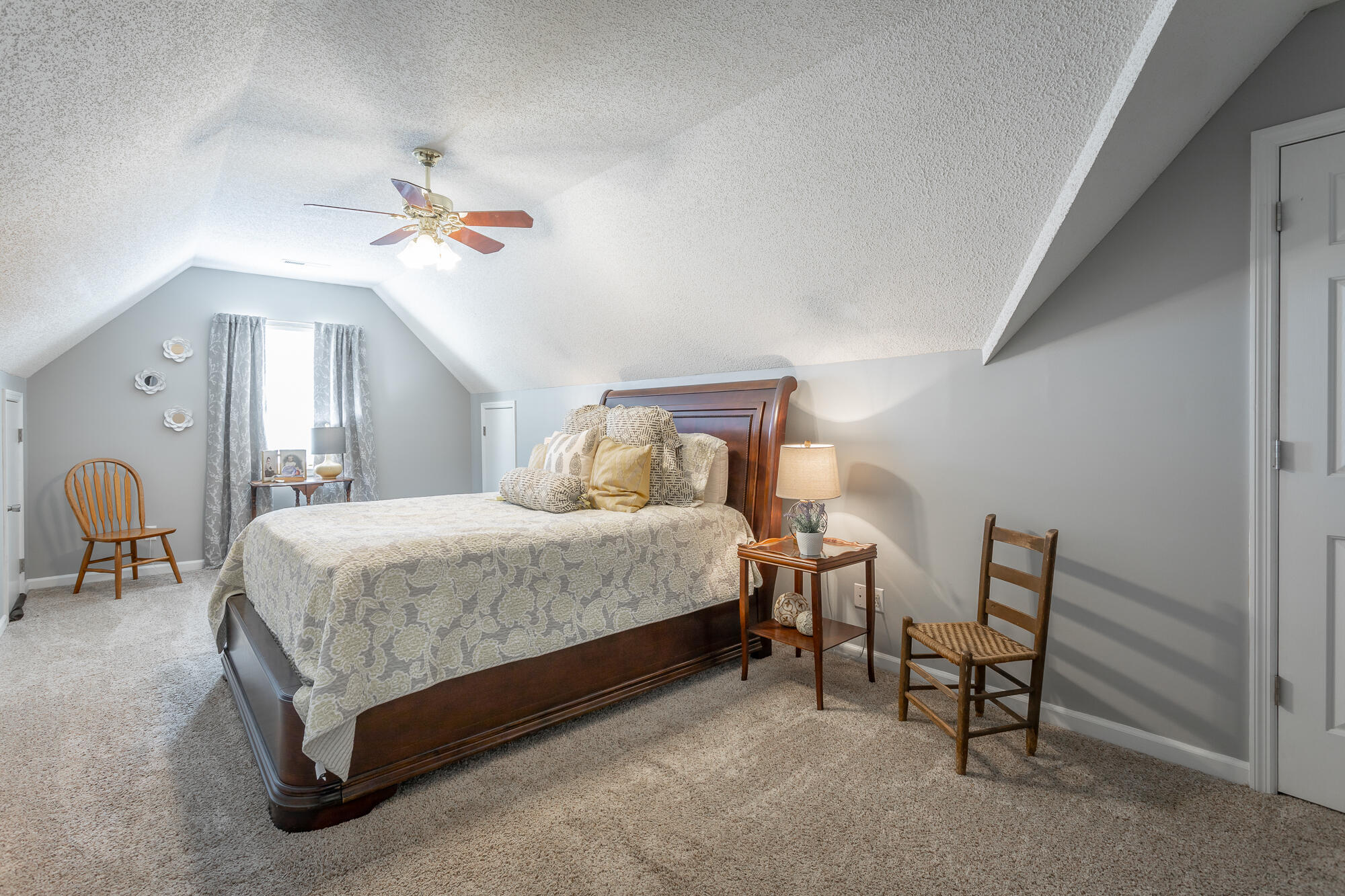 2801 Chapel Bend Drive