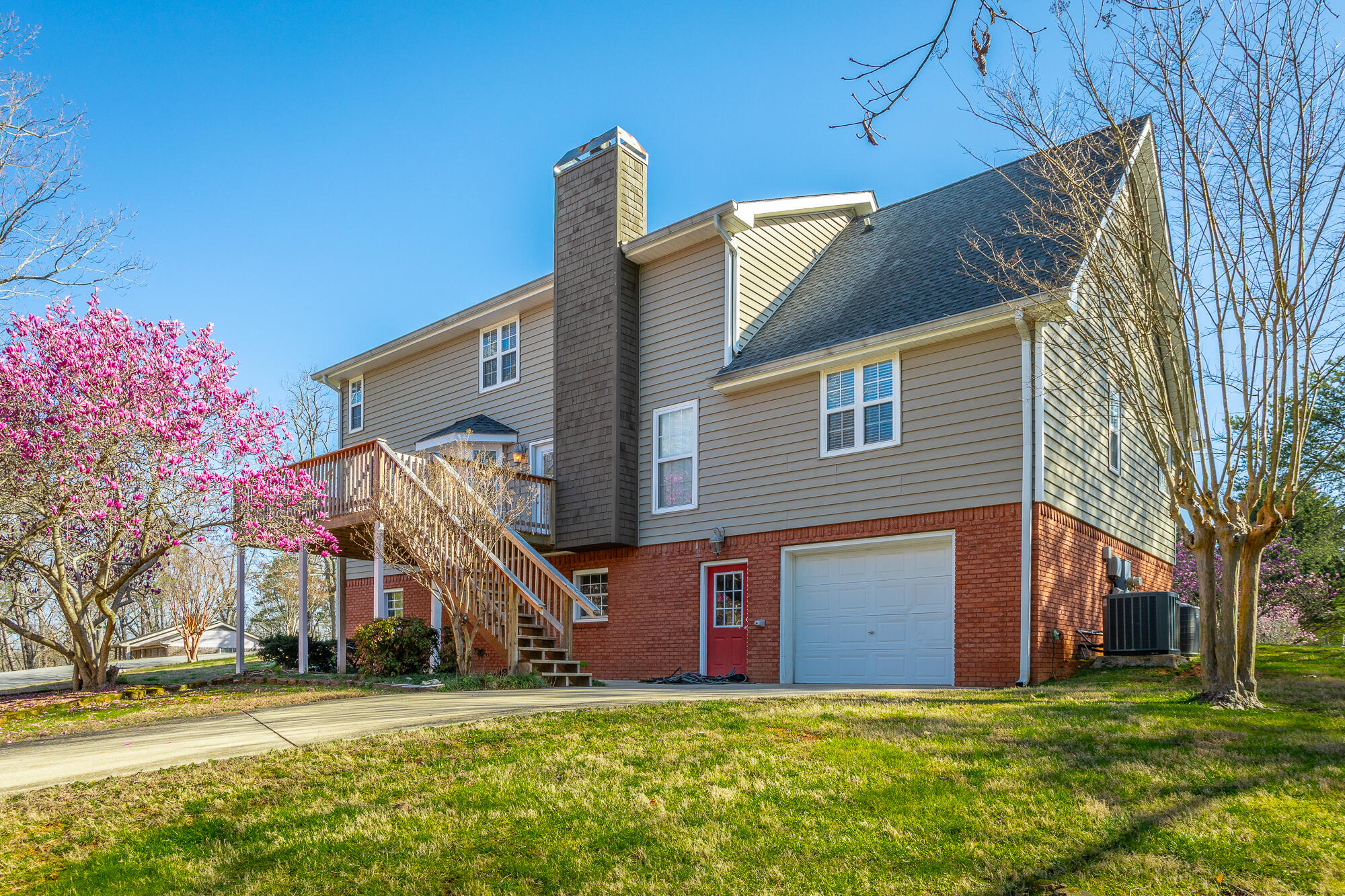 2801 Chapel Bend Drive