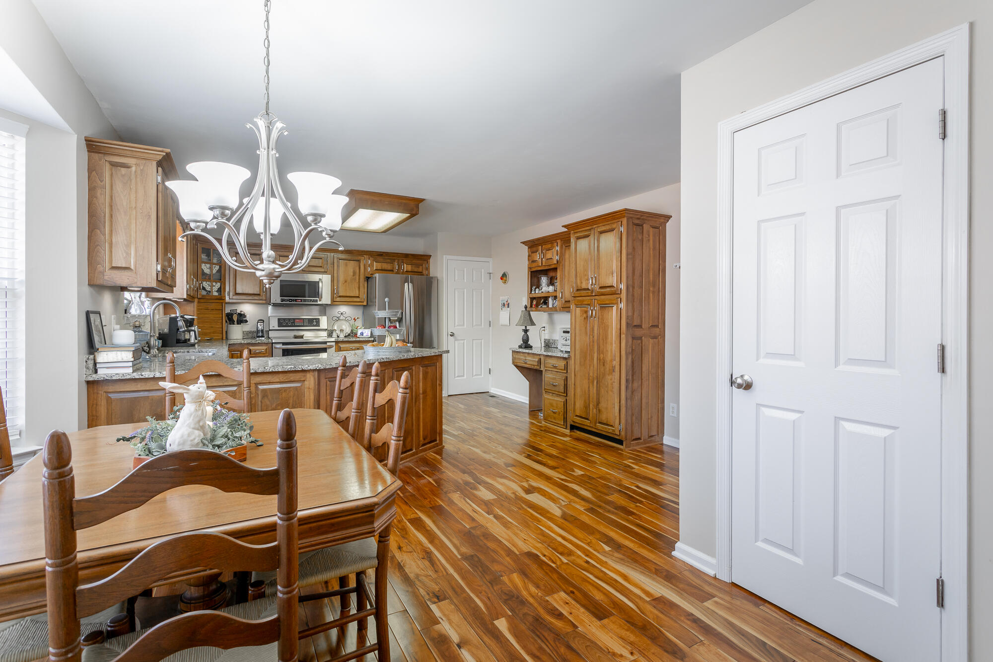 2801 Chapel Bend Drive