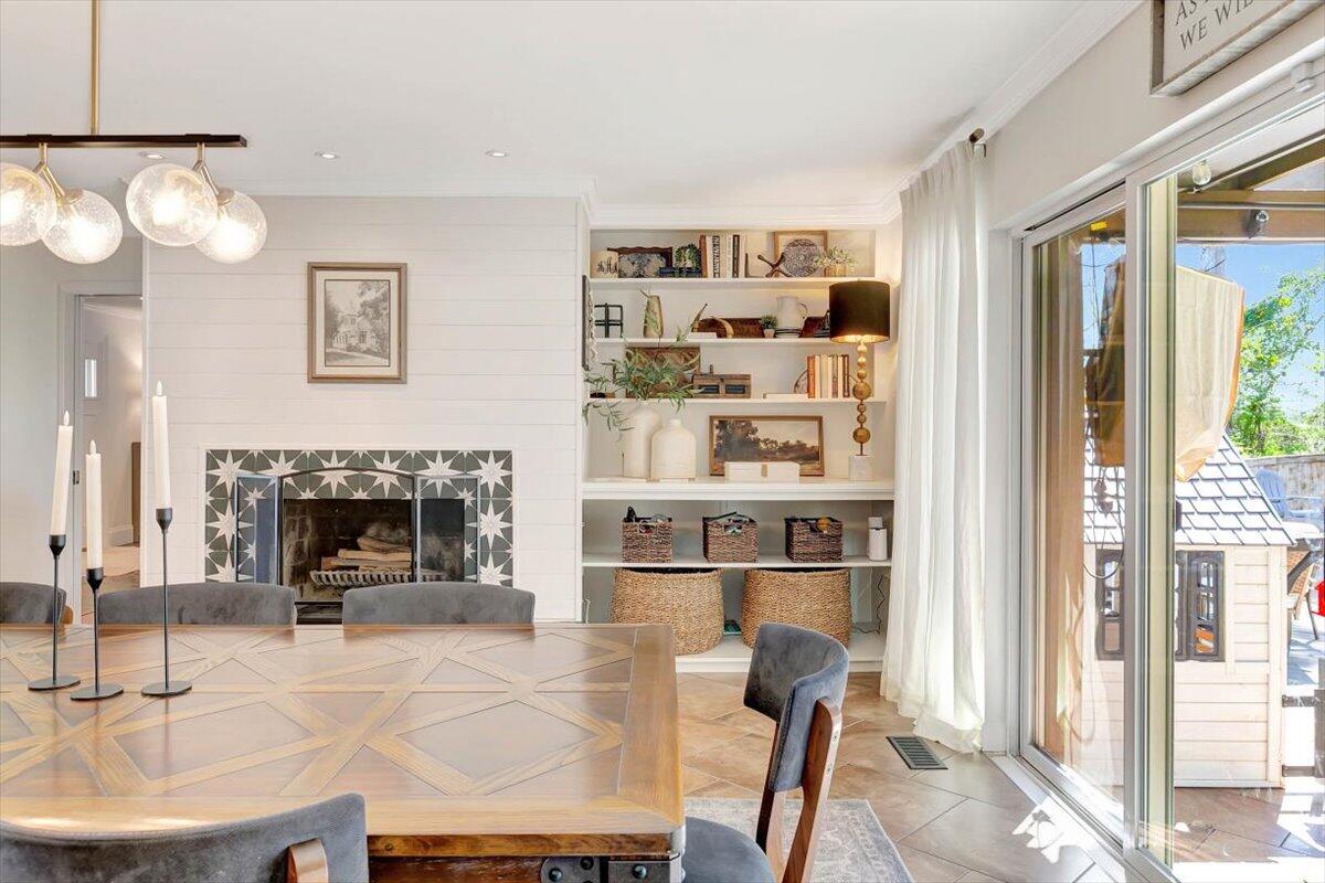 1700 Skyline Dr
