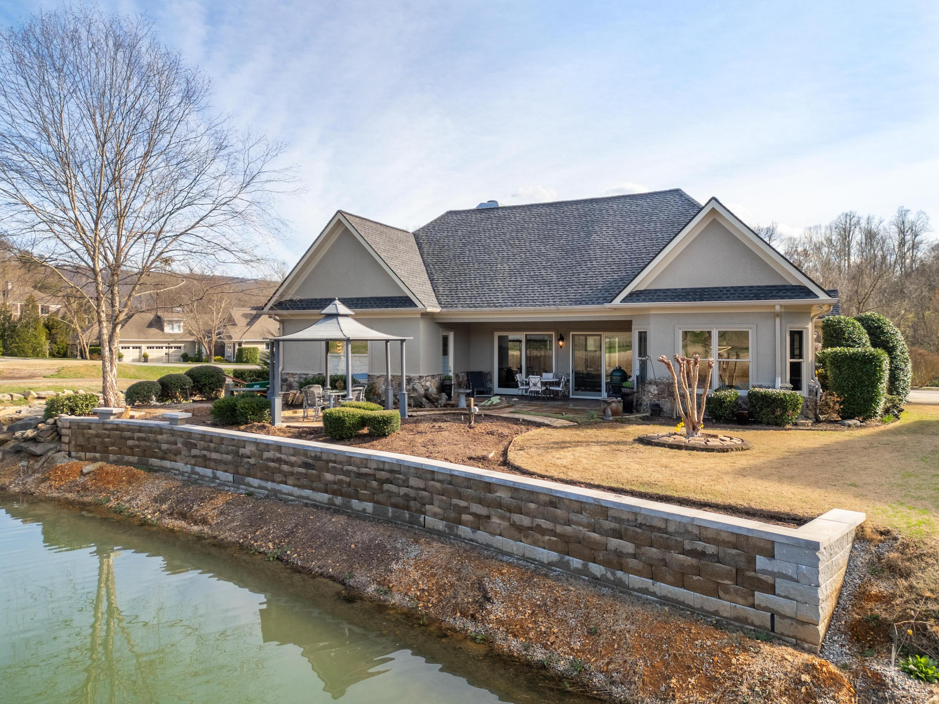 708 Black Creek Dr