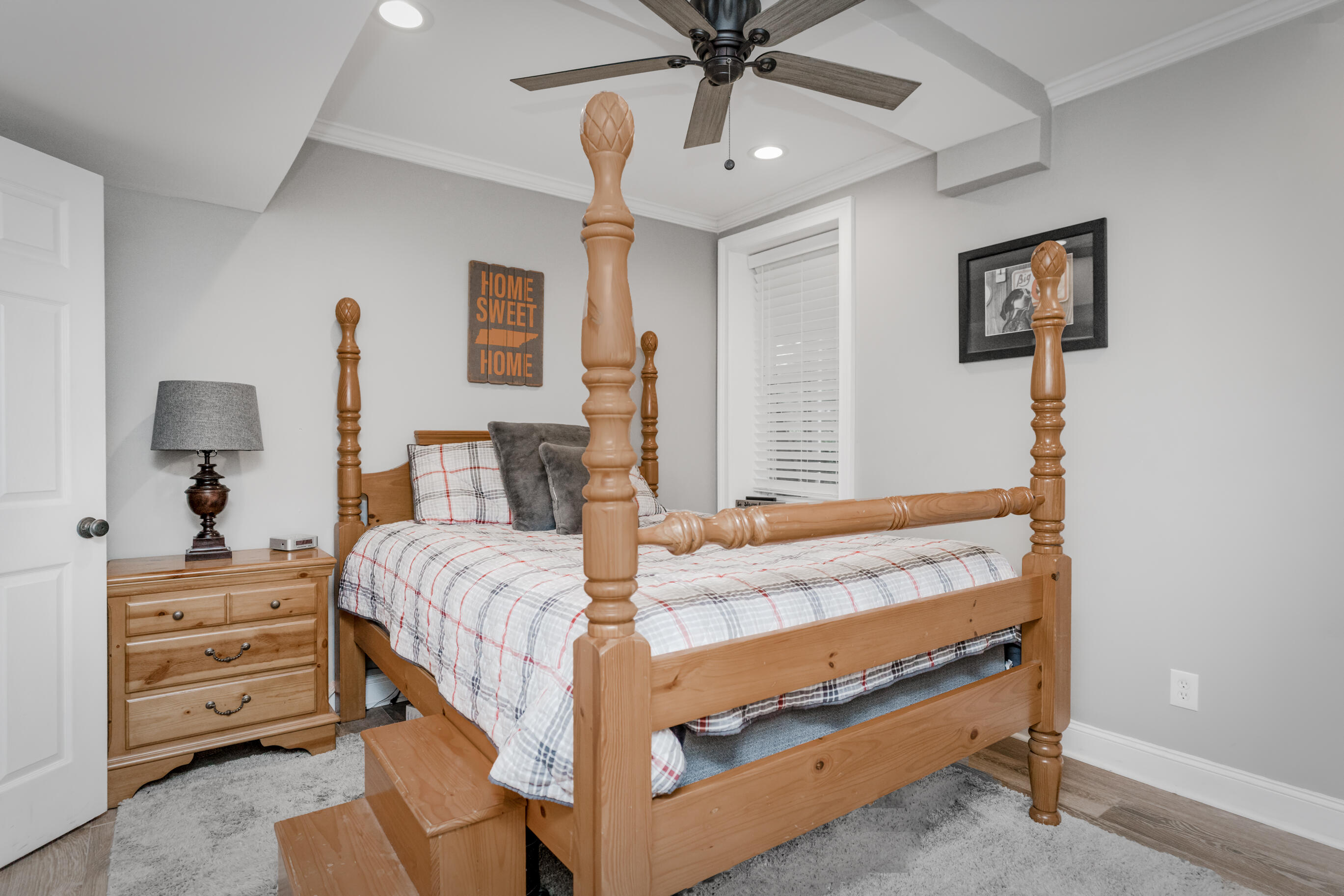 9430 Shadow Point Circle