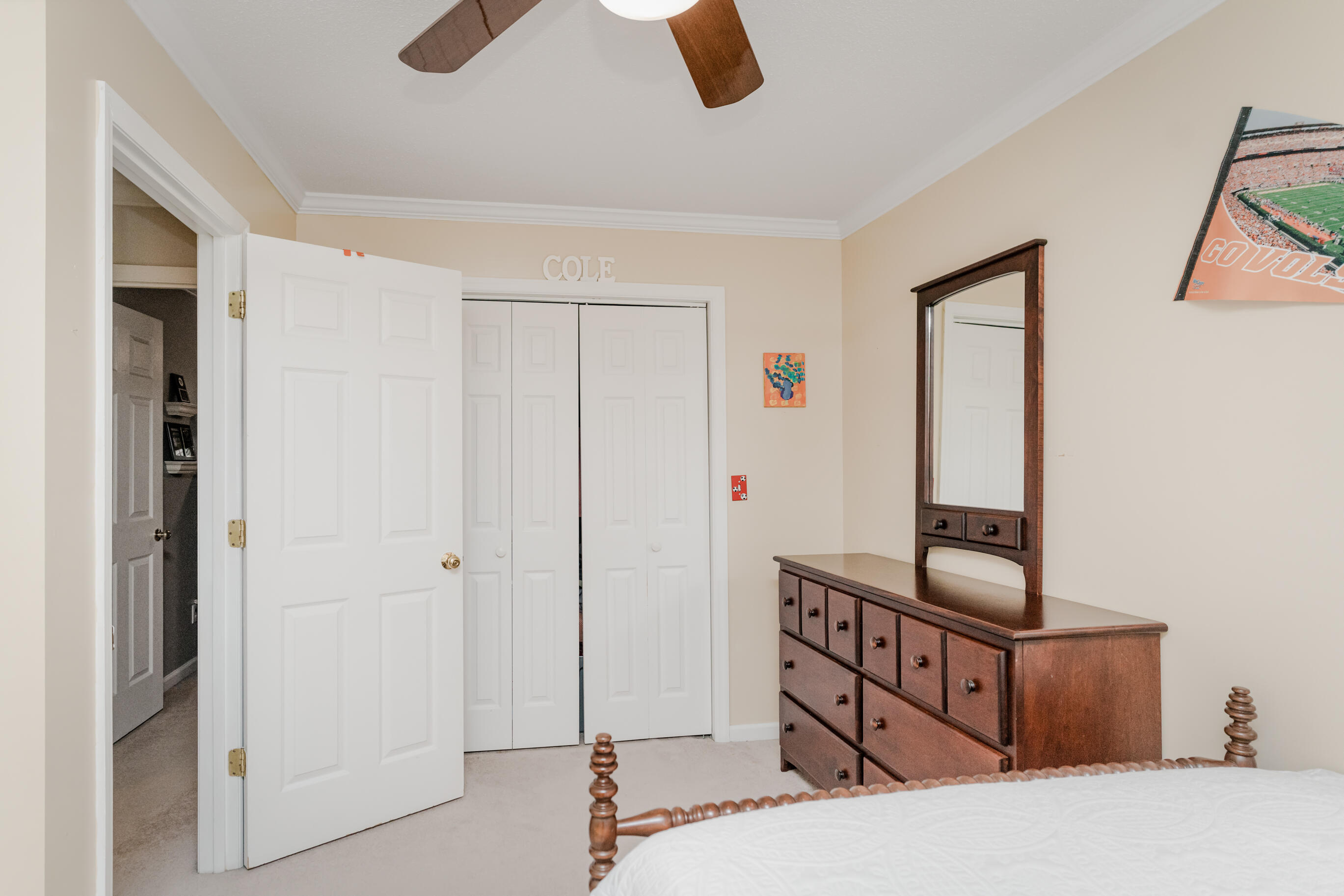 9430 Shadow Point Circle