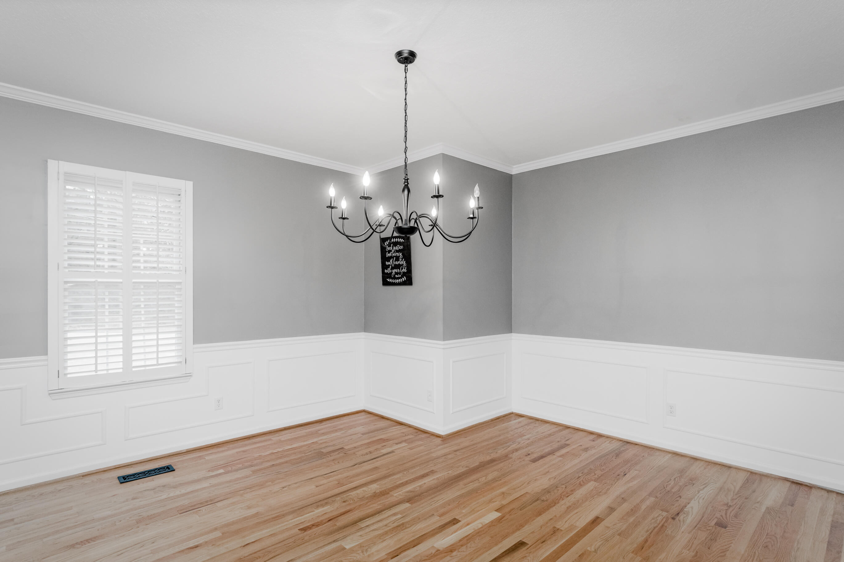 9430 Shadow Point Circle