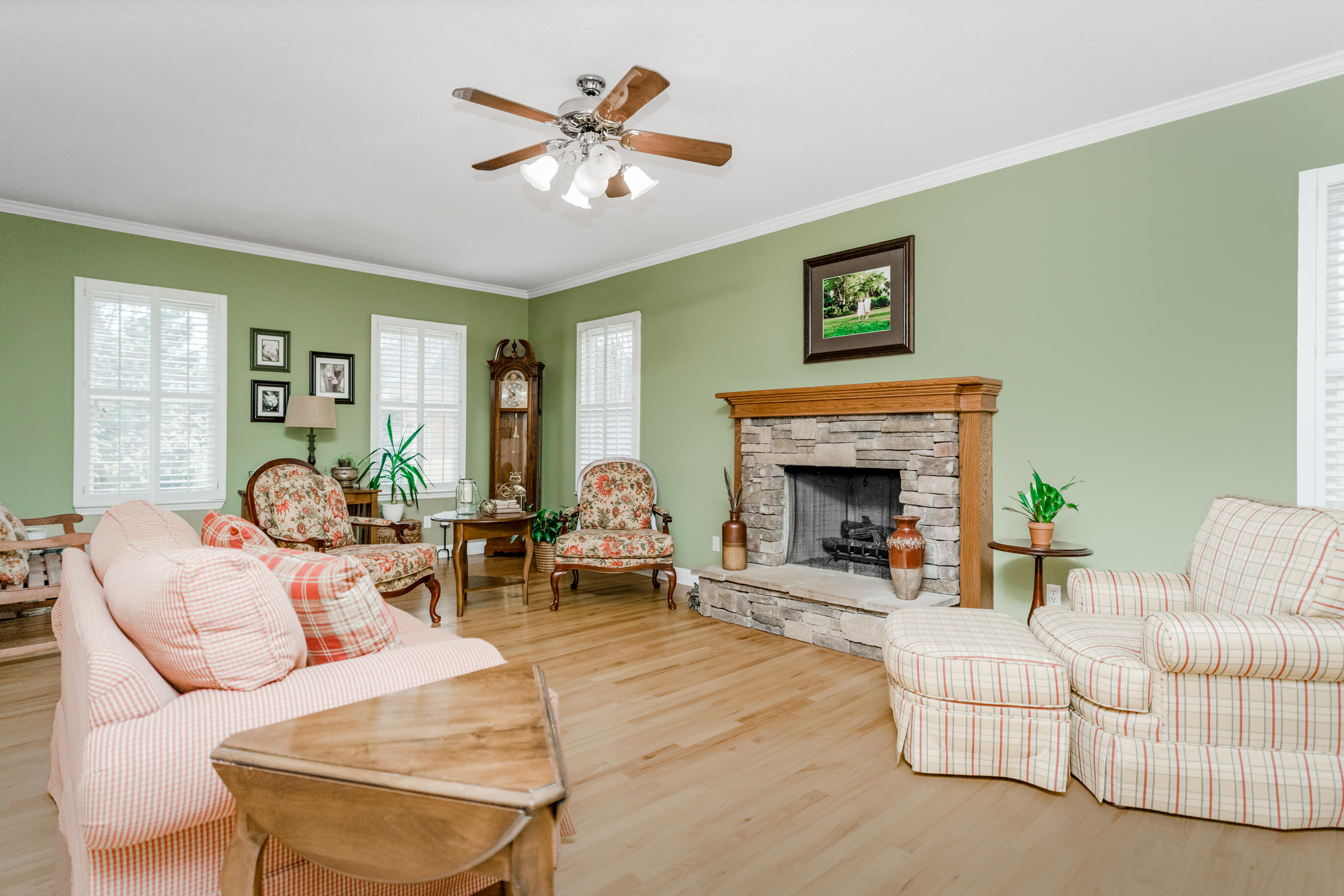 9430 Shadow Point Circle