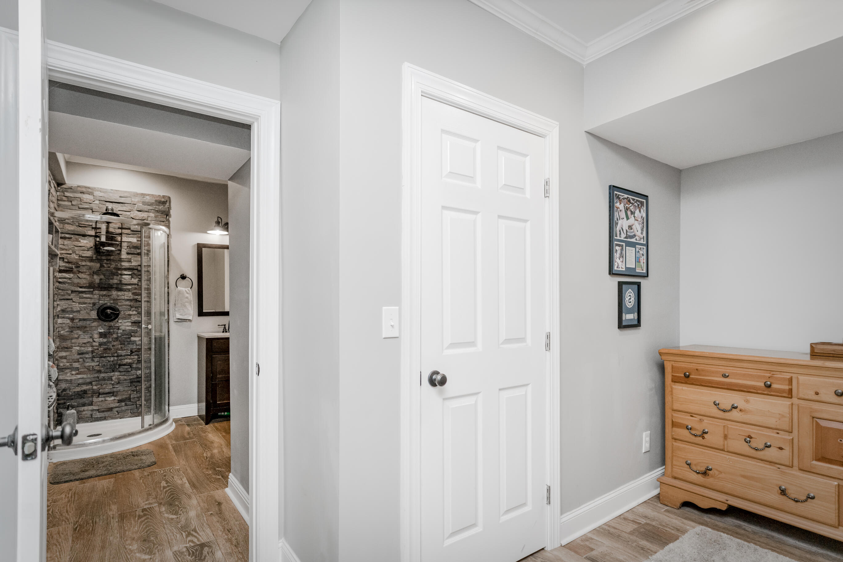 9430 Shadow Point Circle