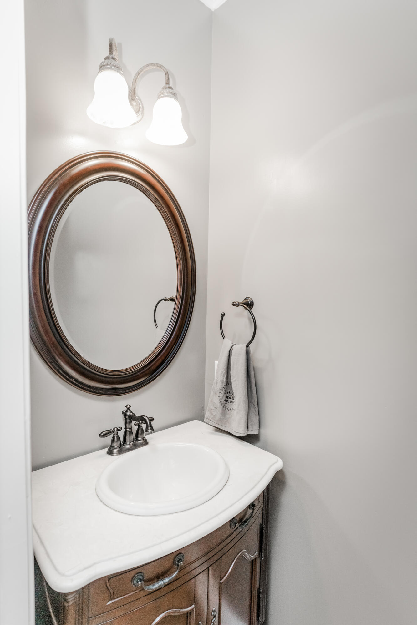 9430 Shadow Point Circle