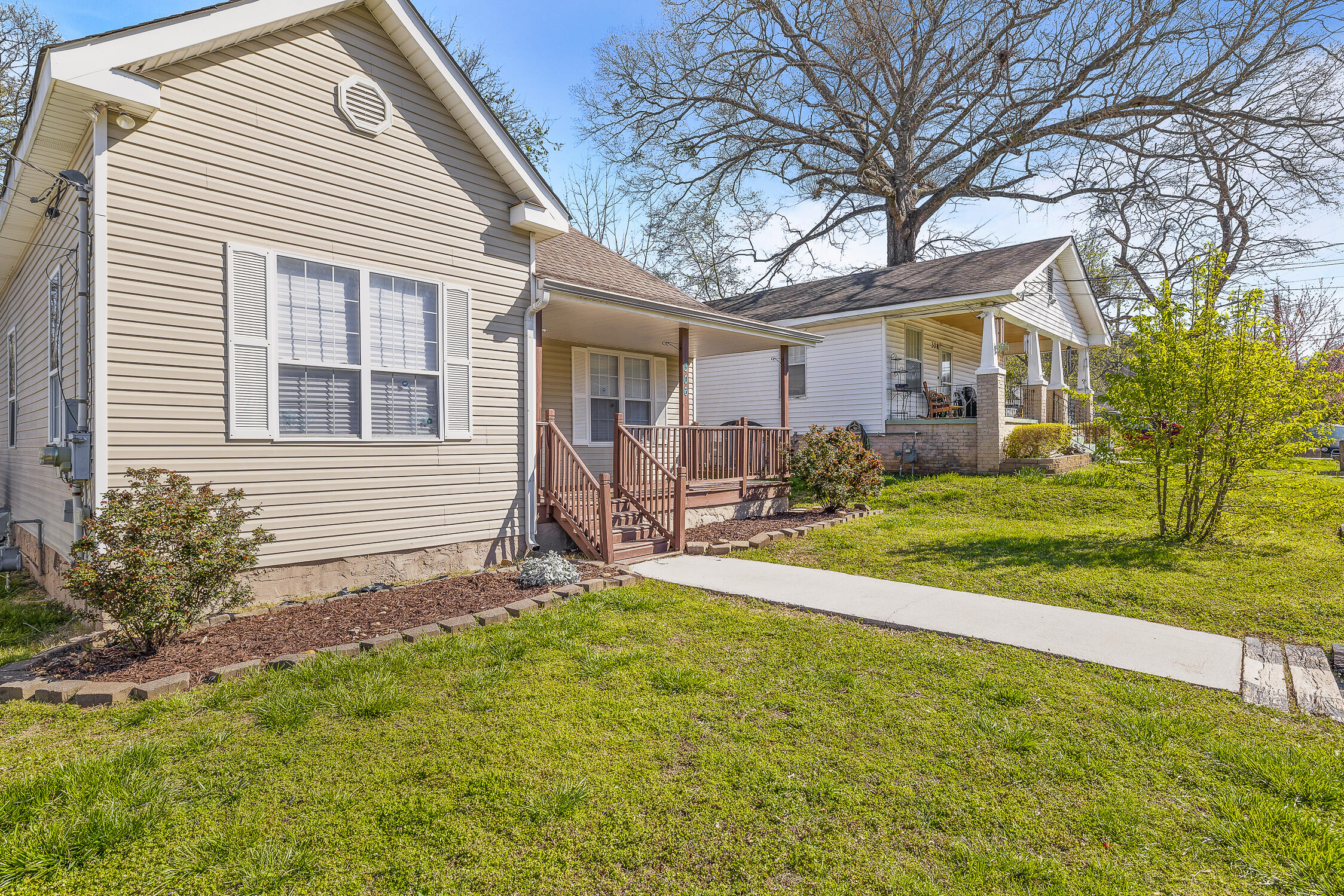 306 E Gordon Ave