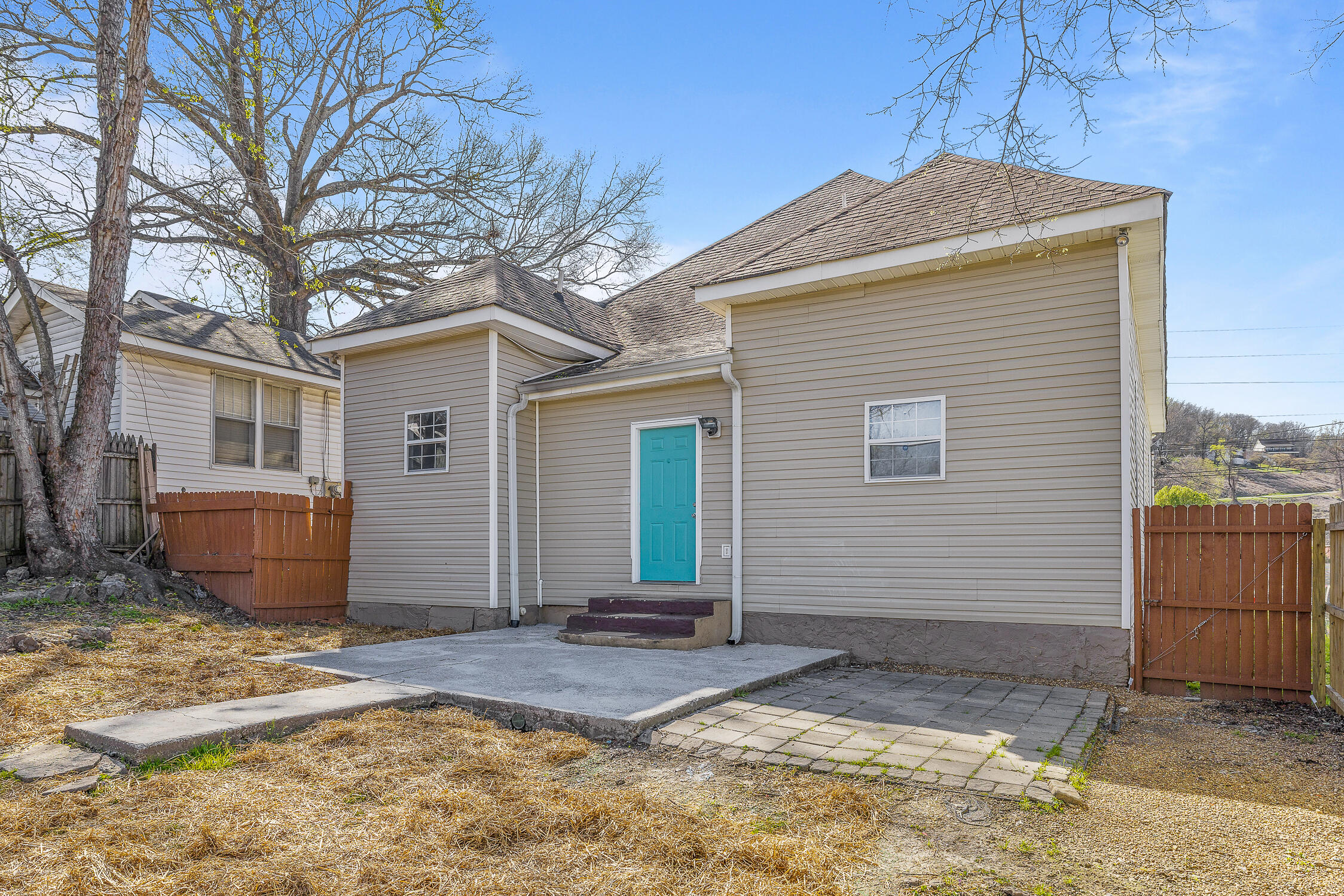 306 E Gordon Ave