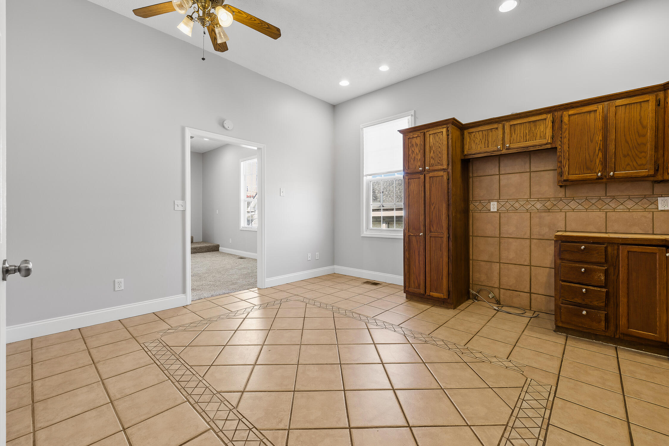 306 E Gordon Ave