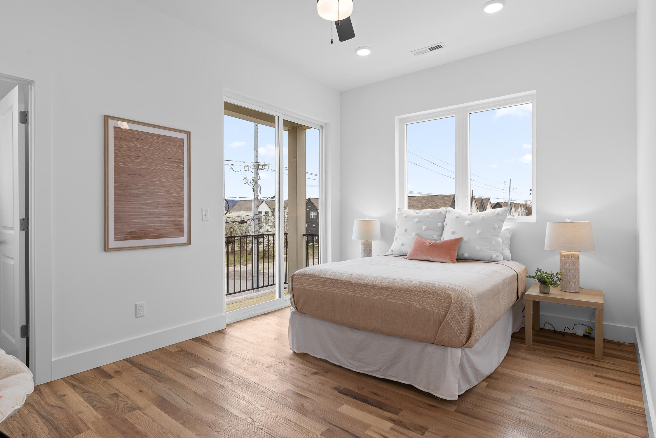 3319 Aberdeen Row