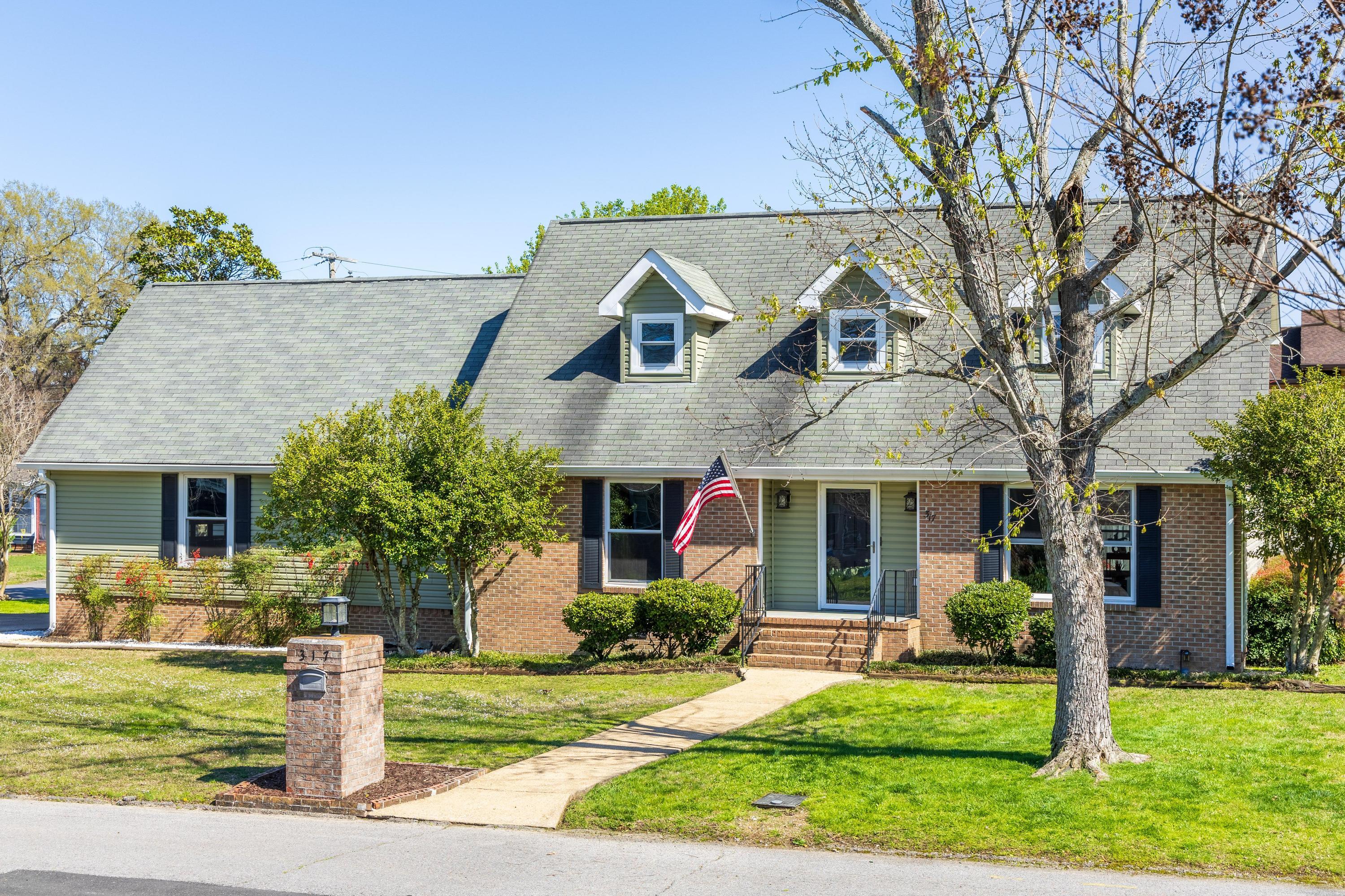 317 Barbara Circle