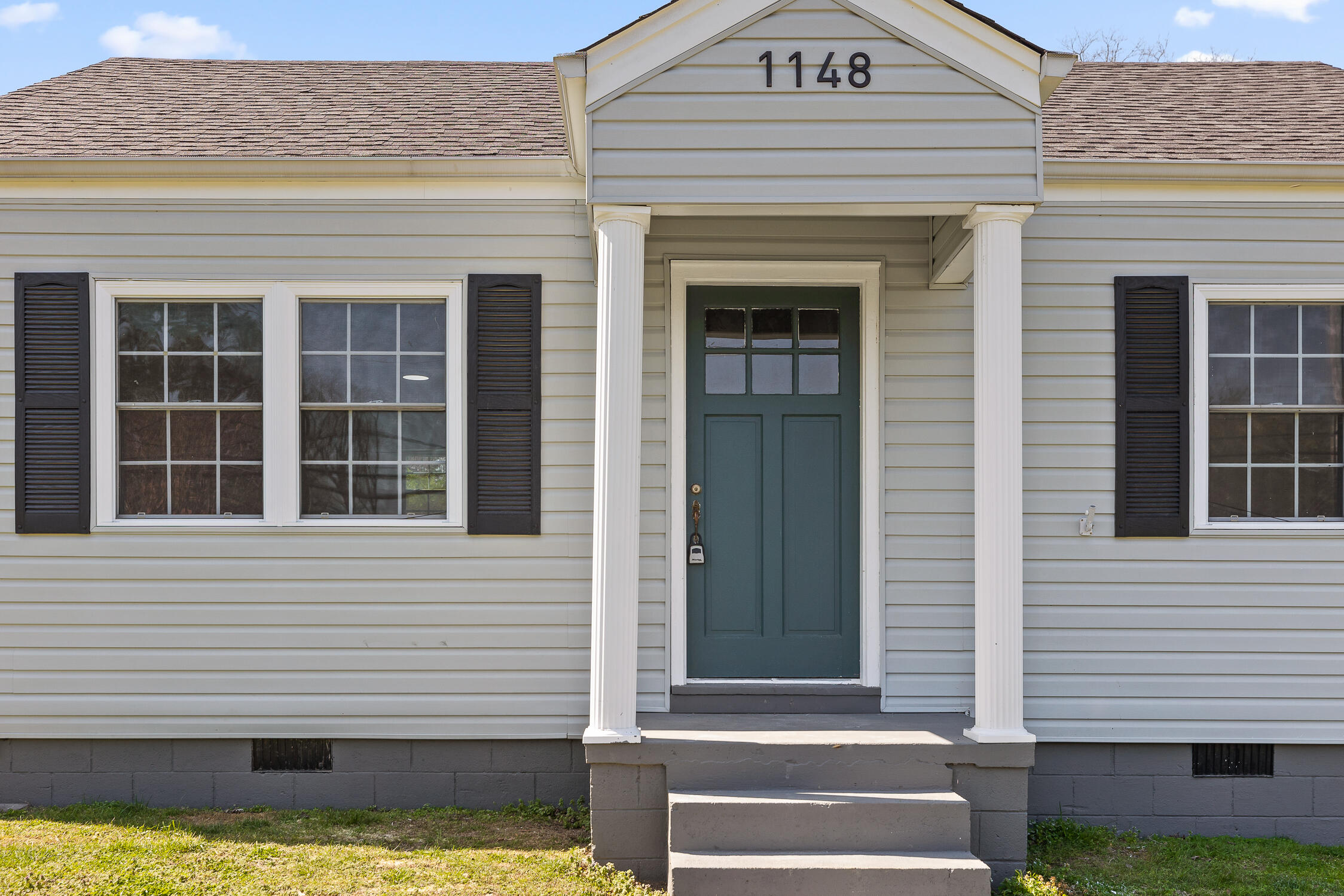 1148 Mission Ridge Rd