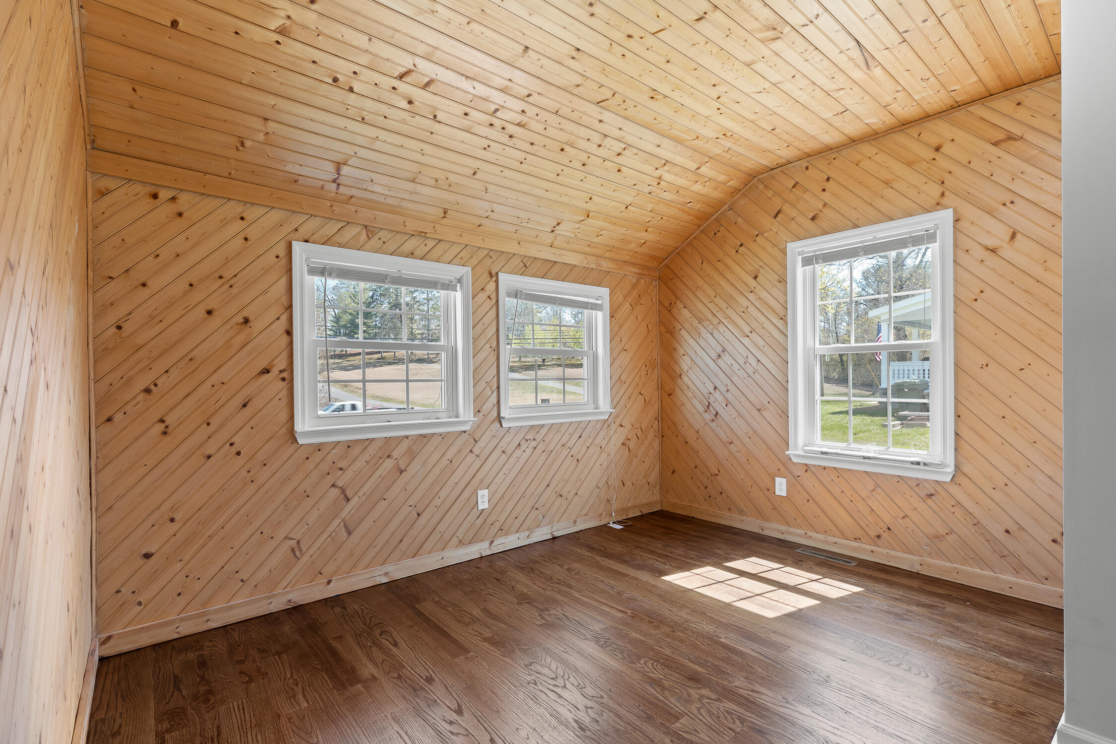 1148 Mission Ridge Rd