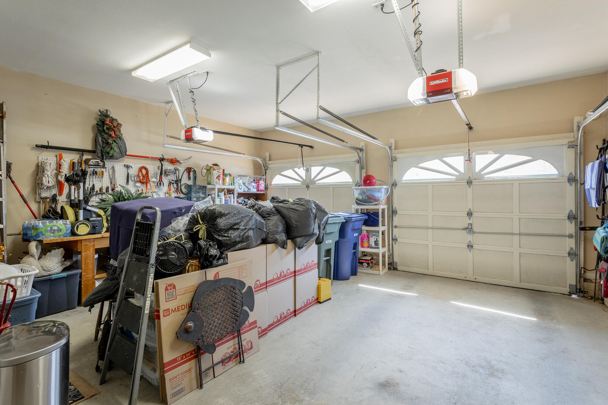 2421 Royal Fern Tr