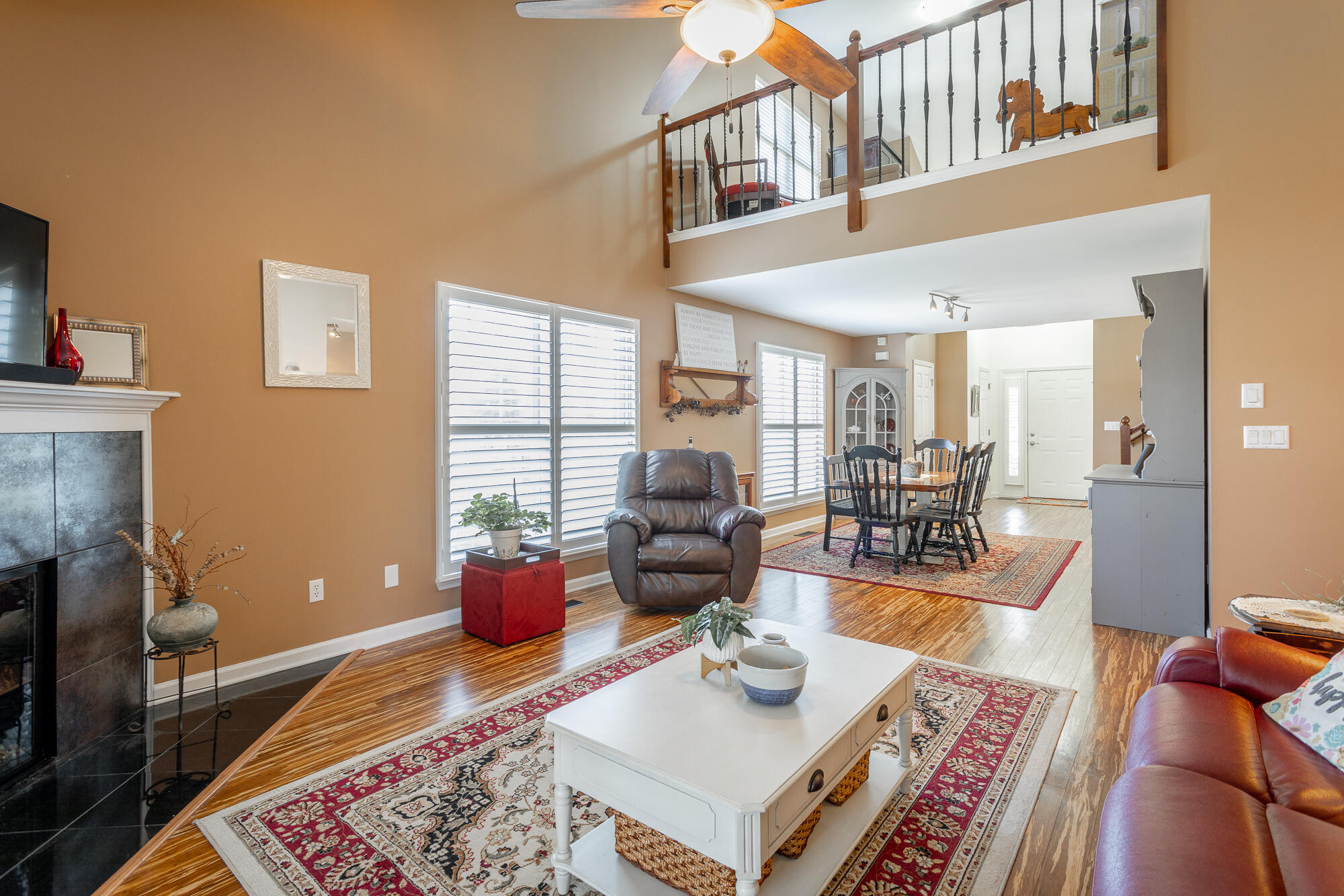 2421 Royal Fern Tr