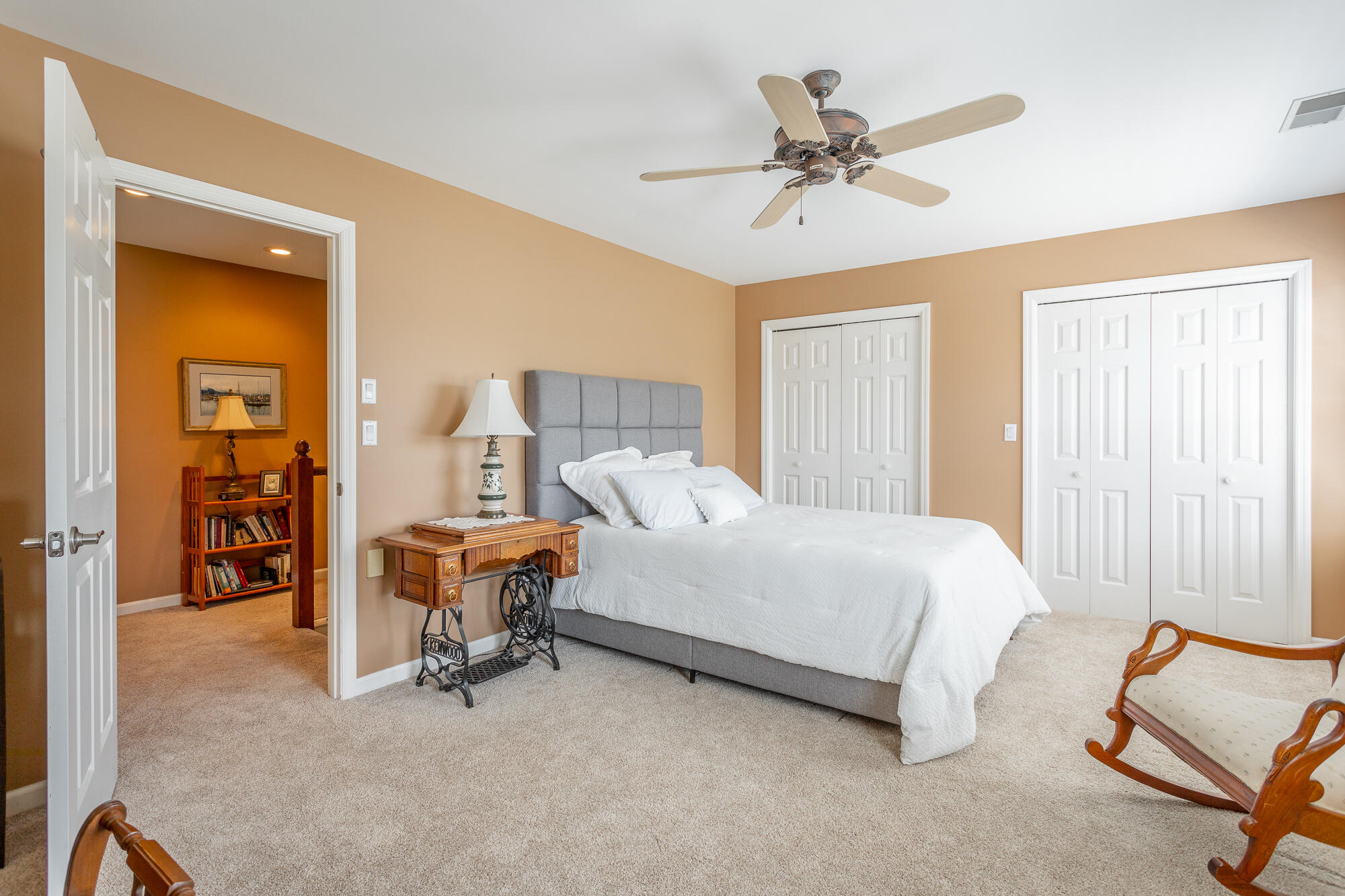 2421 Royal Fern Tr