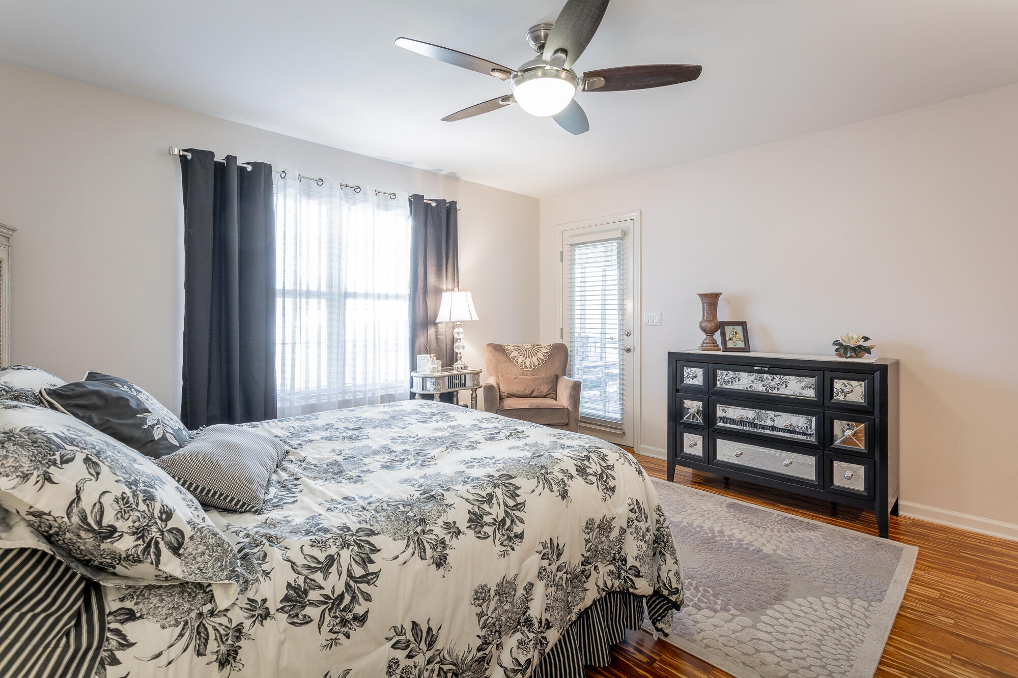 2421 Royal Fern Tr