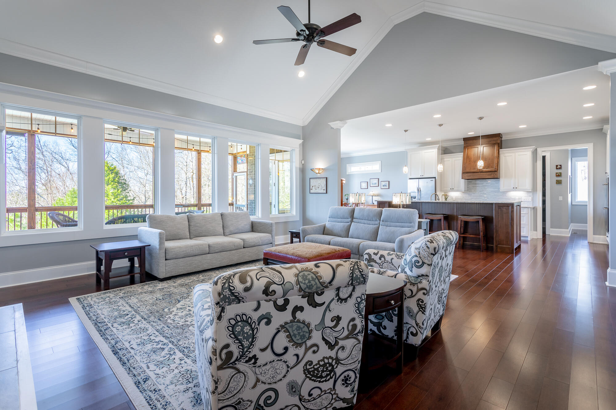 165 Overlook Dr