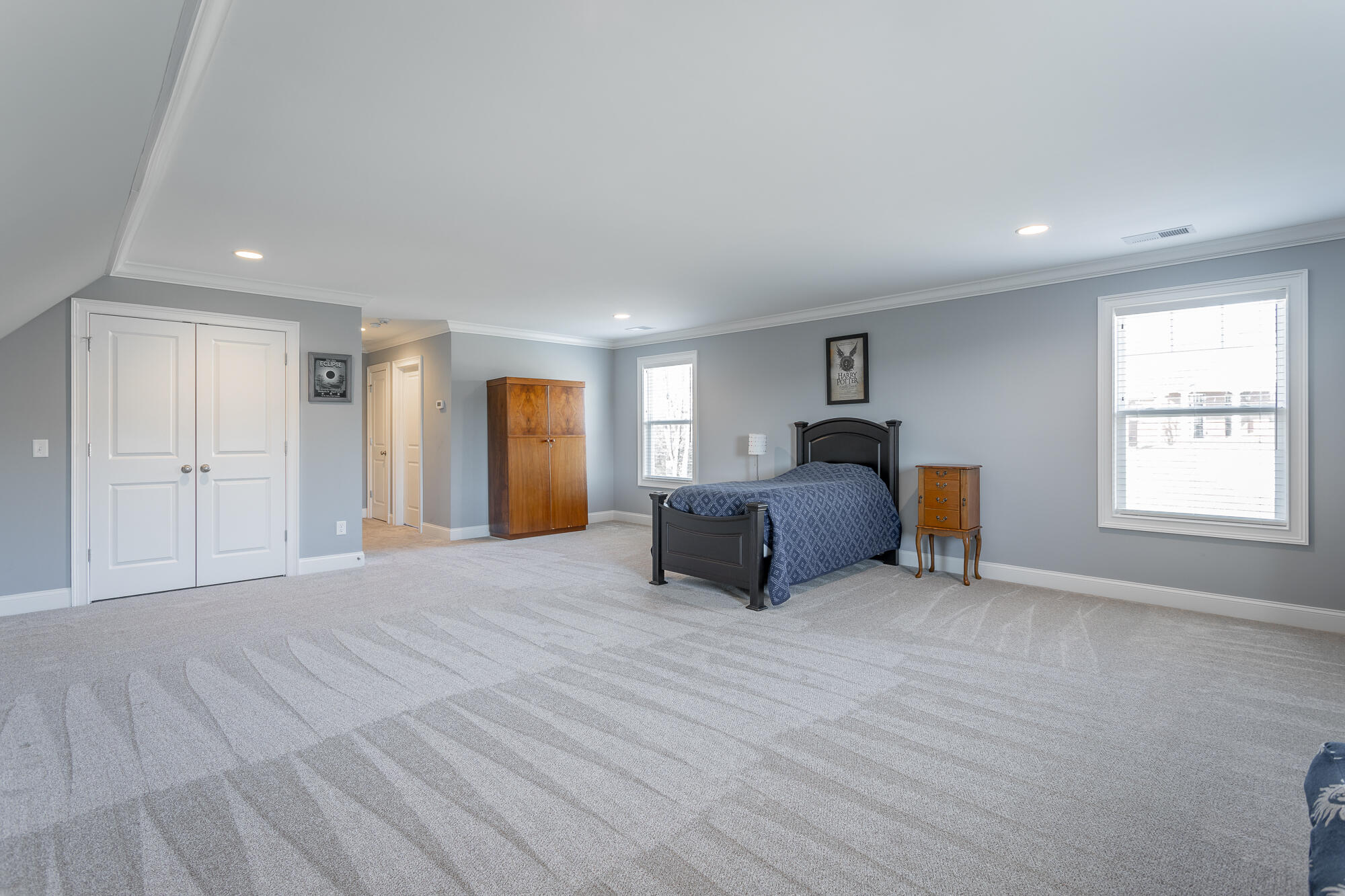165 Overlook Dr