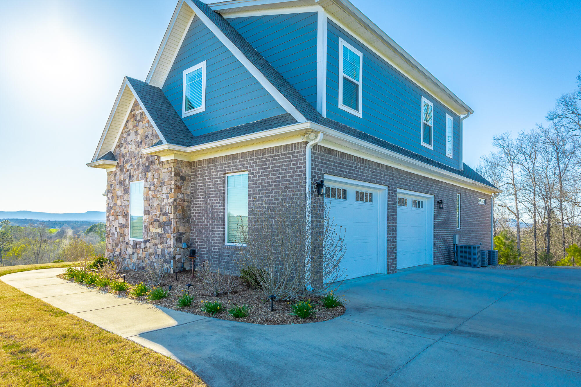 165 Overlook Dr