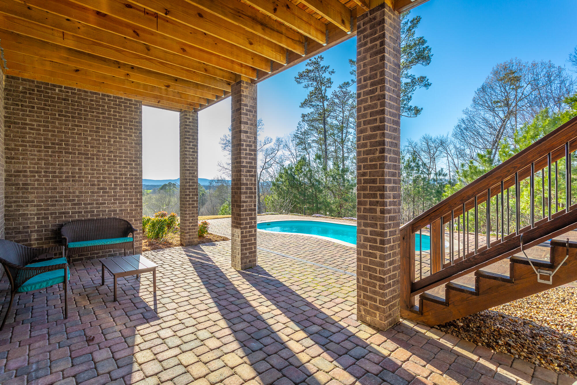 165 Overlook Dr